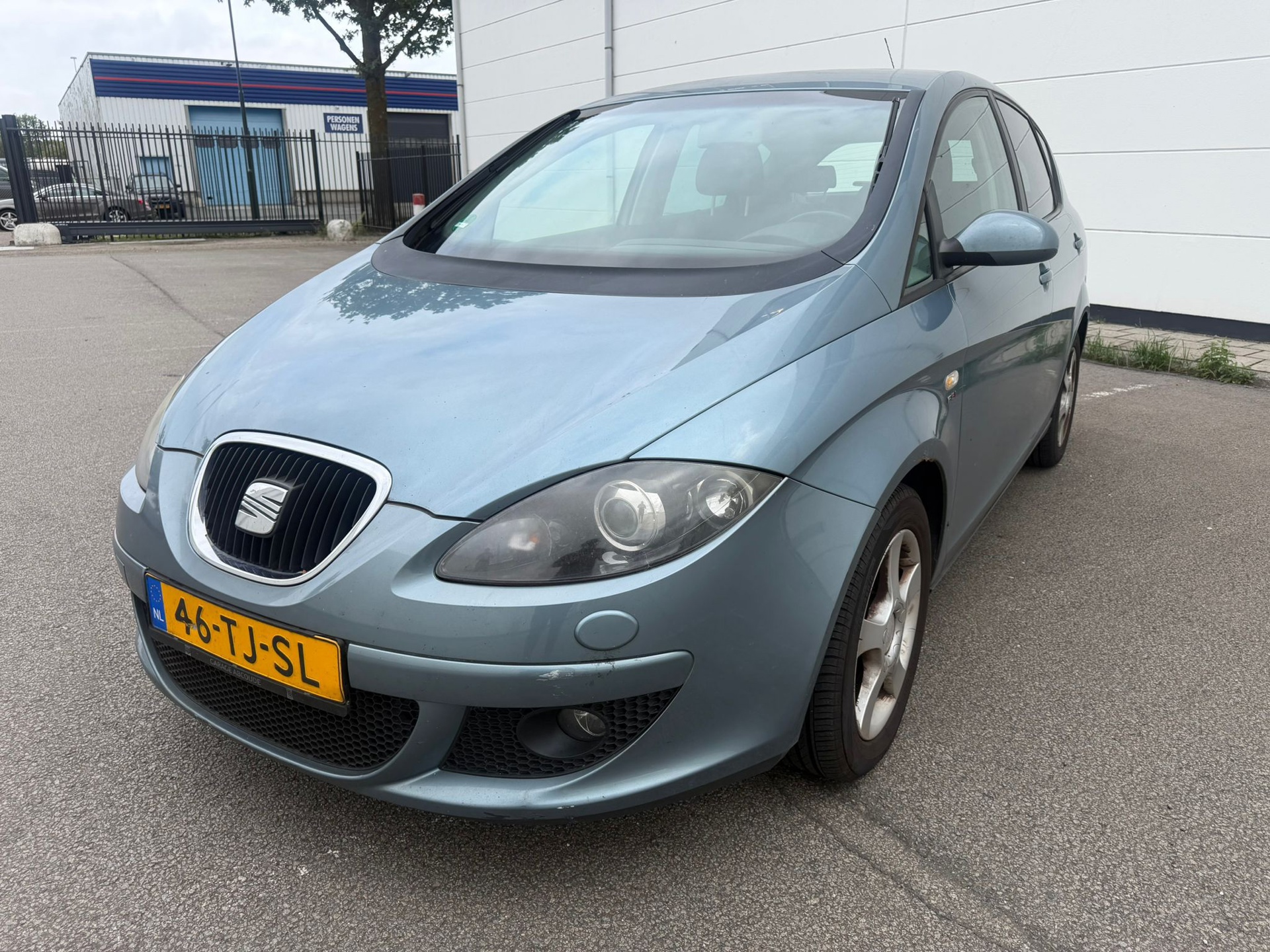 Seat Toledo 2.0 FSI Businessline Automaat Airco Cruise Climate Parkeersensoren 2006 - voorkant