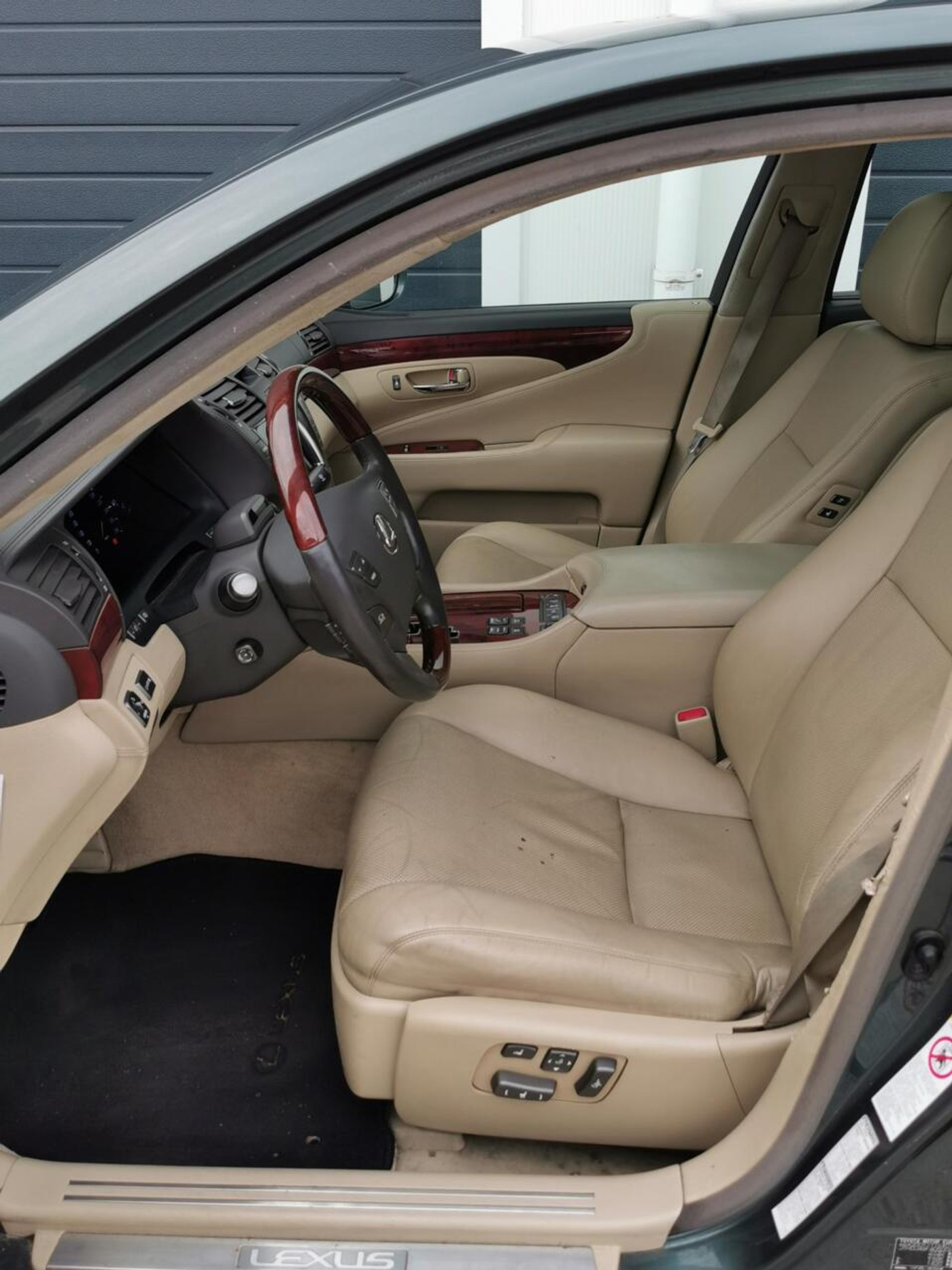 Foto van Lexus Lexus Ls600h