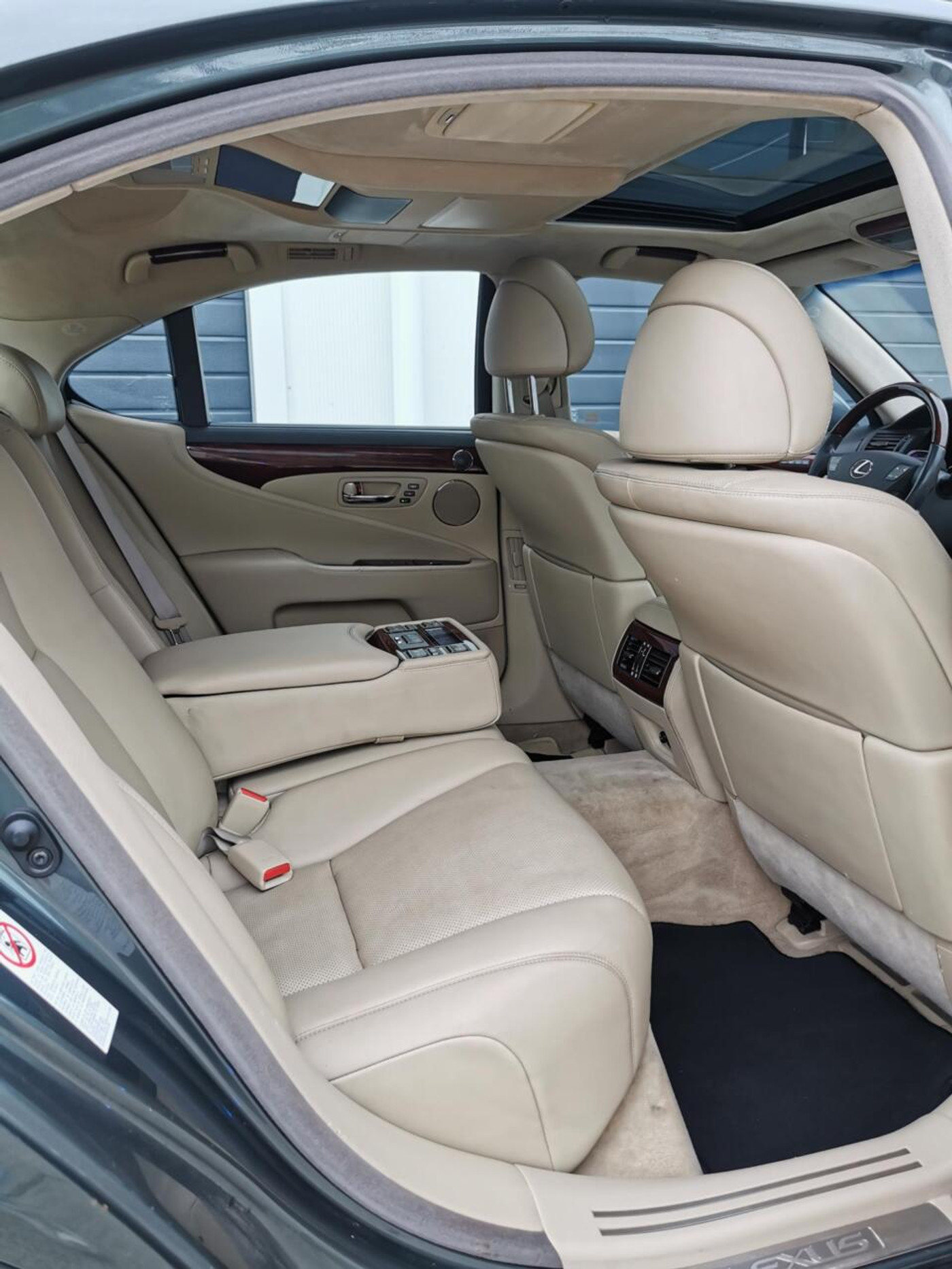 Foto van Lexus Lexus Ls600h