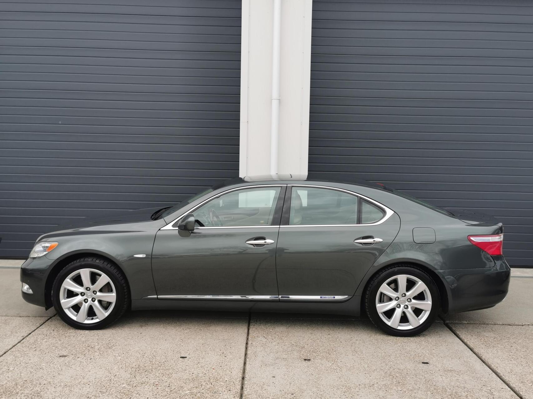 Foto van Lexus Lexus Ls600h