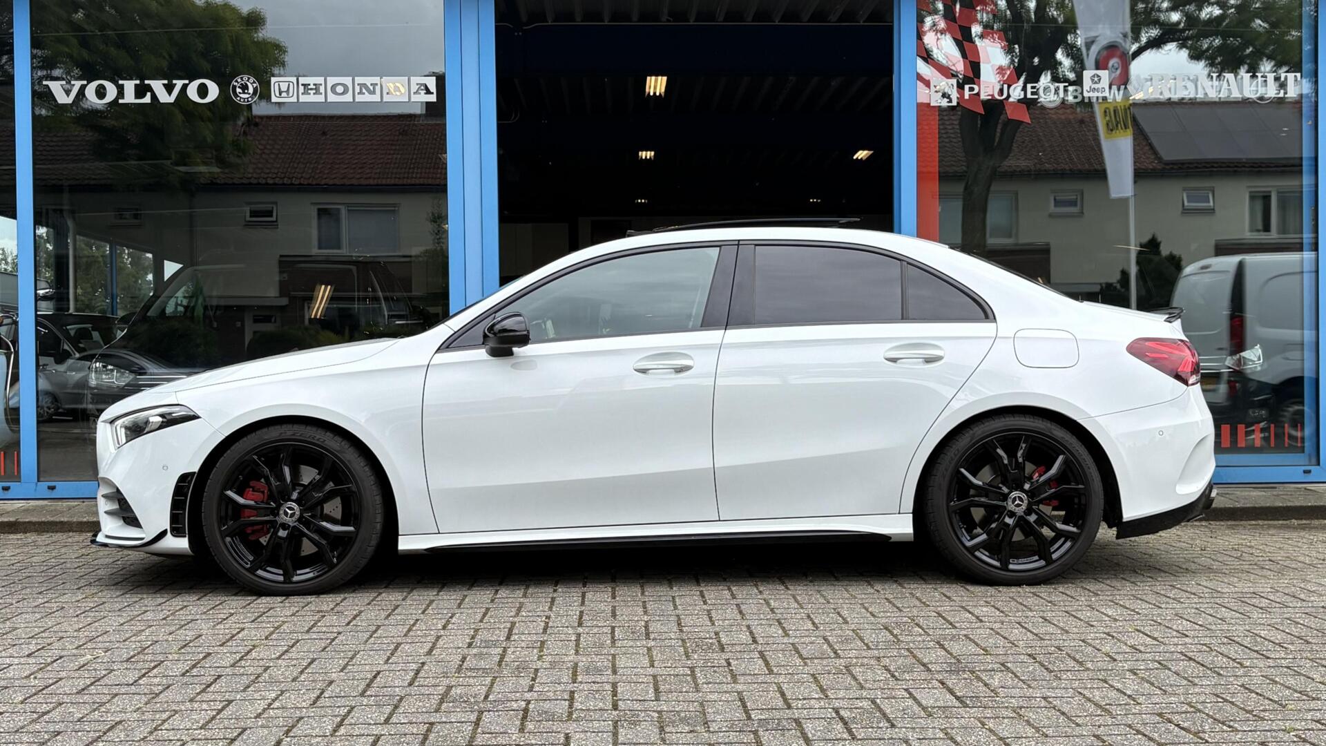Foto van Mercedes-Benz A 250