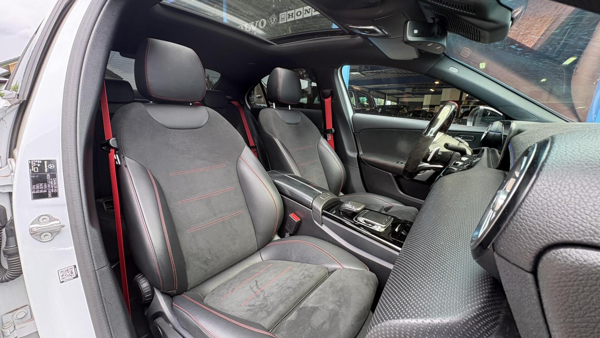 Foto van Mercedes-Benz A 250