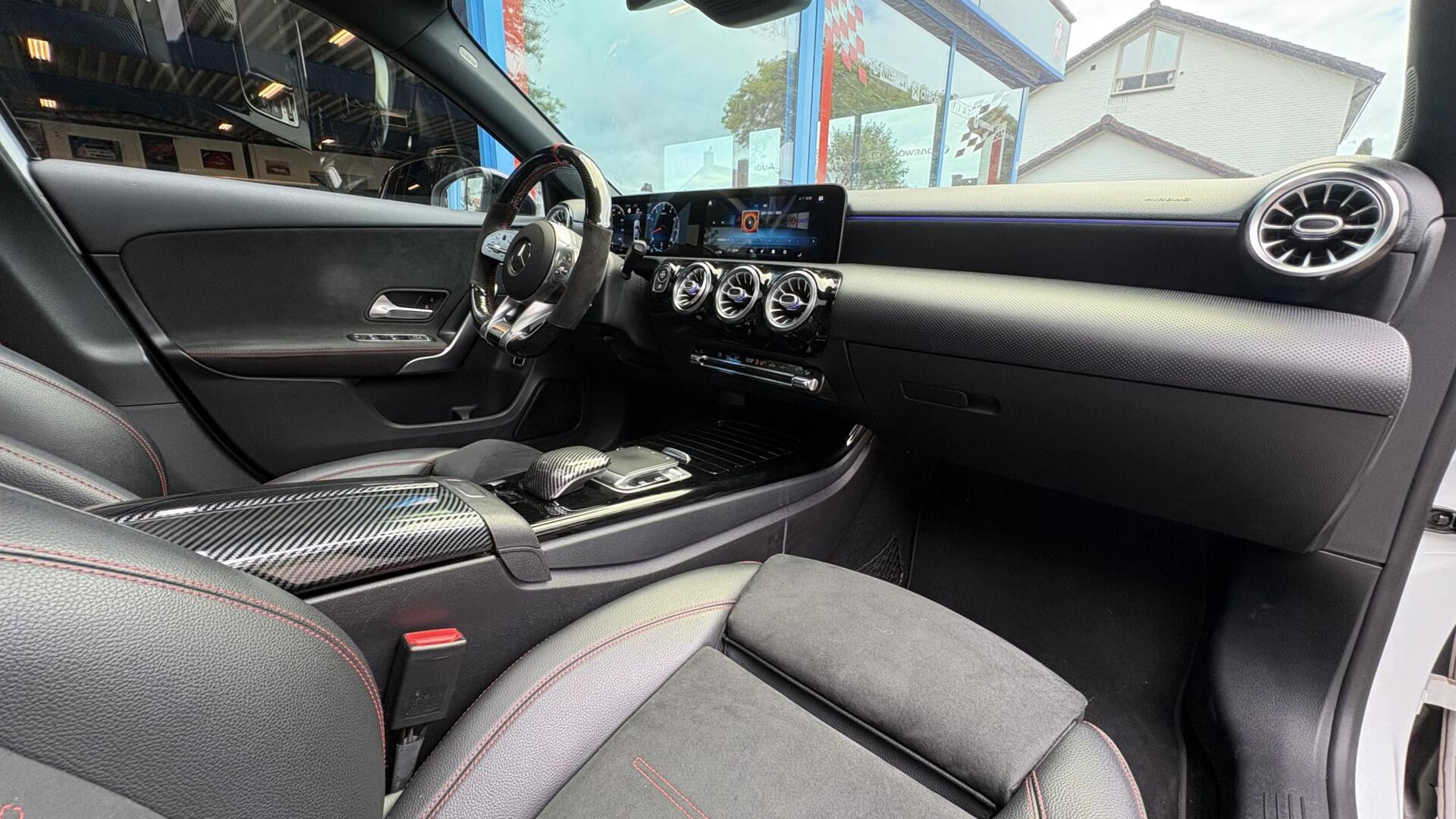 Foto van Mercedes-Benz A 250