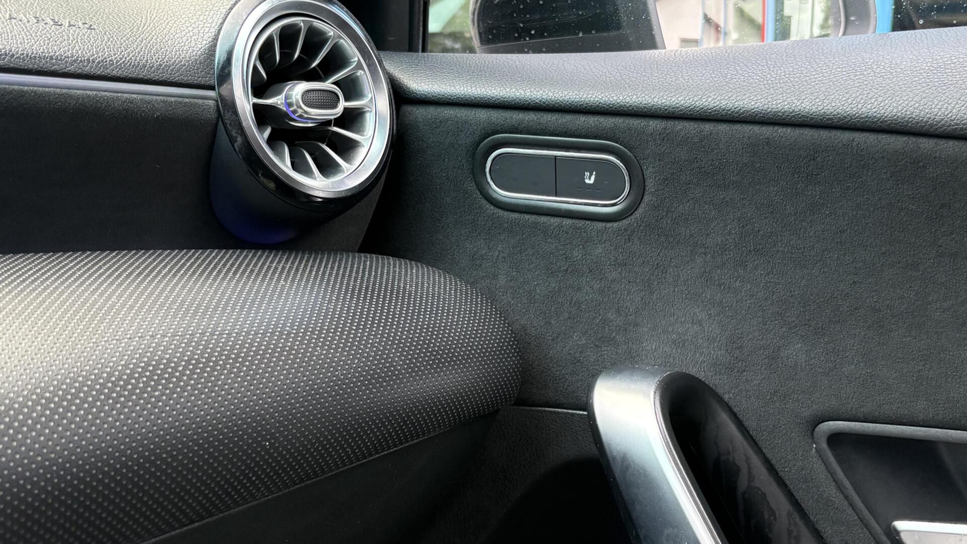 Foto van Mercedes-Benz A 250