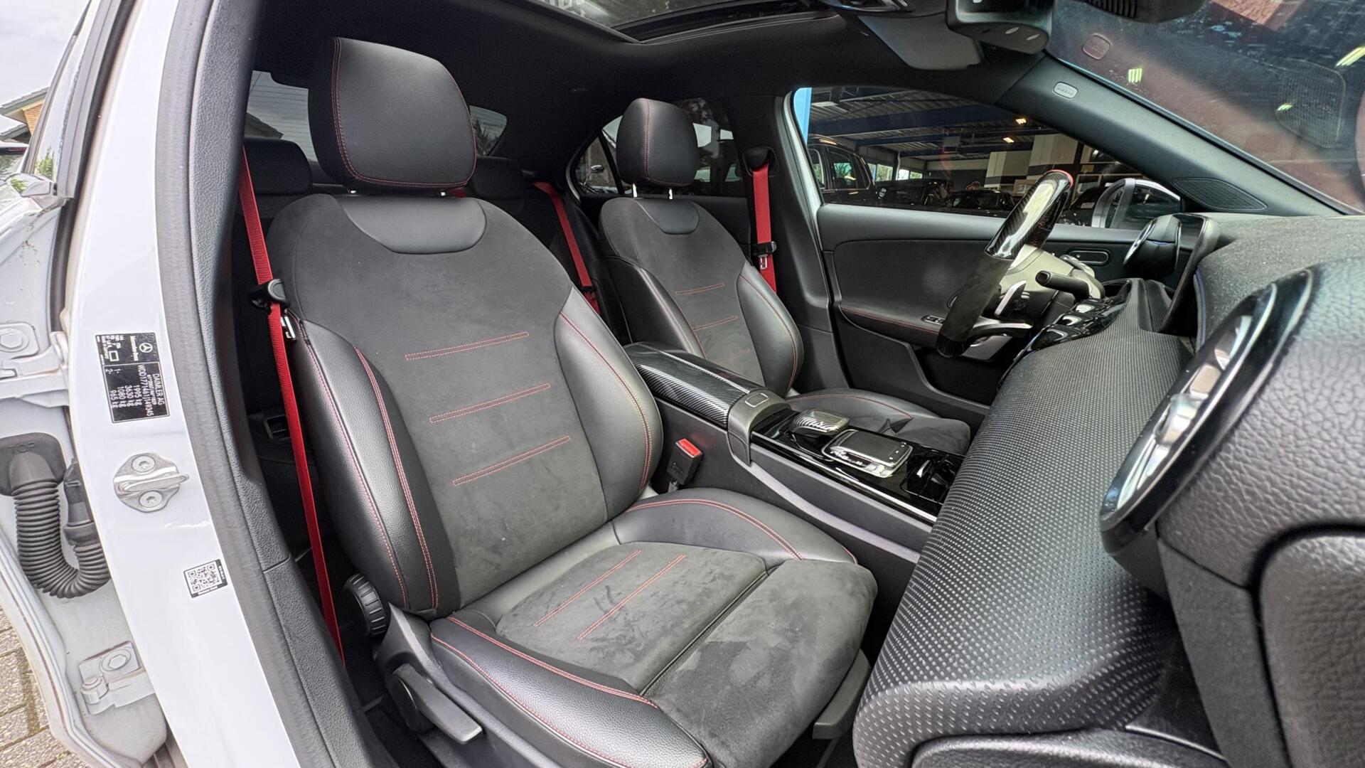 Foto van Mercedes-Benz A 250