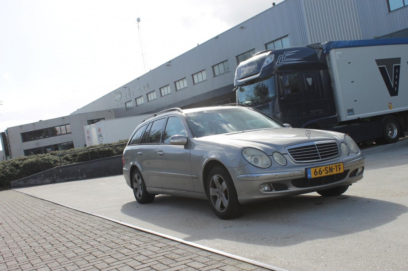 Foto van Mercedes-Benz E 320 CDI