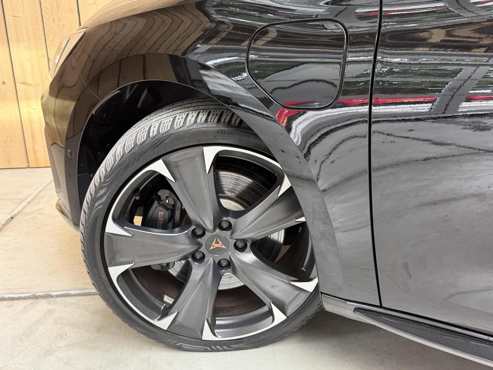 Foto van Seat Cupra Leon Sportstourer