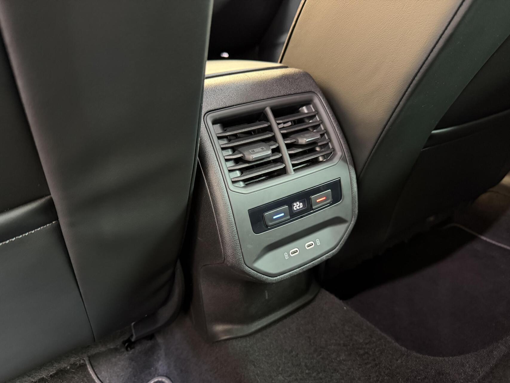 Foto van Seat Cupra Leon Sportstourer