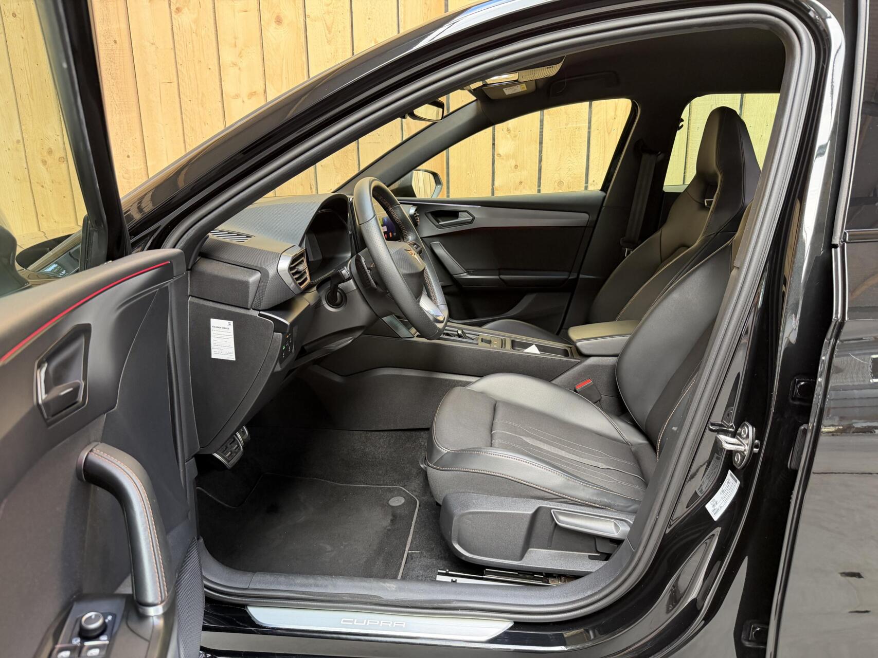 Foto van Seat Cupra Leon Sportstourer