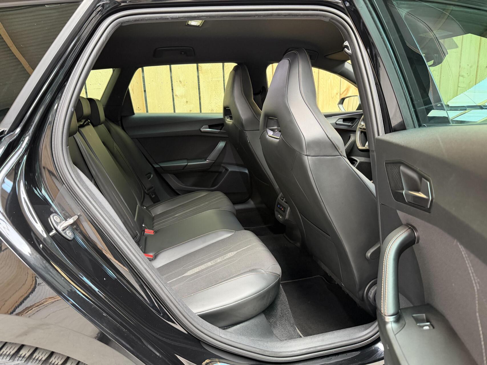 Foto van Seat Cupra Leon Sportstourer