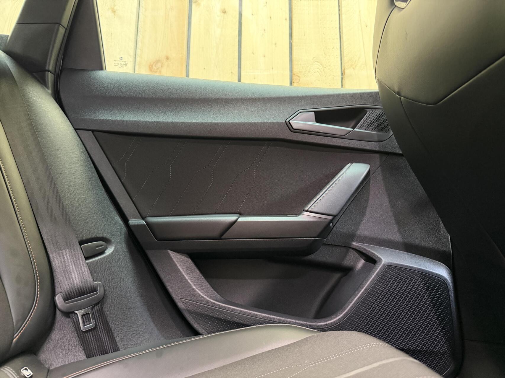 Foto van Seat Cupra Leon Sportstourer