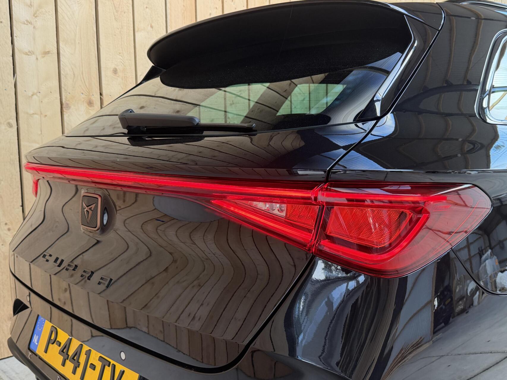 Foto van Seat Cupra Leon Sportstourer