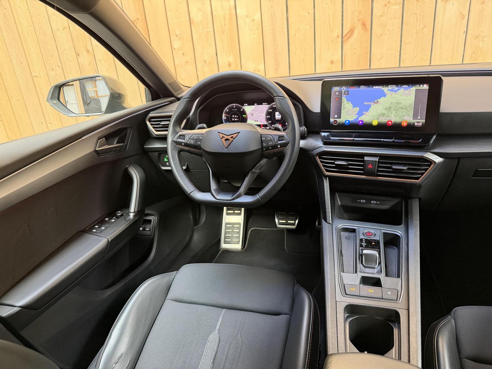Foto van Seat Cupra Leon Sportstourer