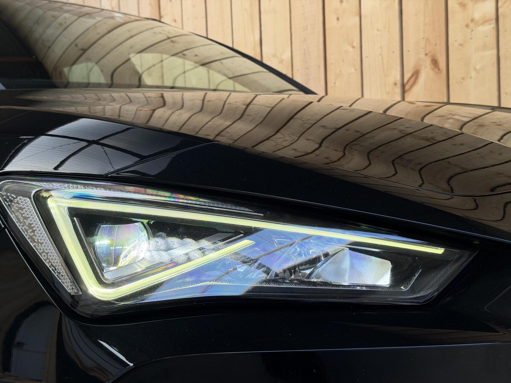 Foto van Seat Cupra Leon Sportstourer