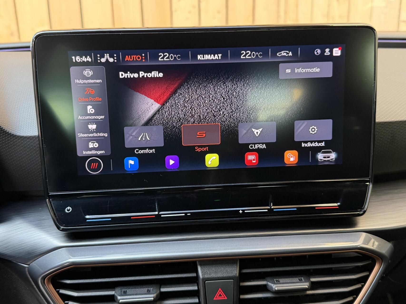 Foto van Seat Cupra Leon Sportstourer