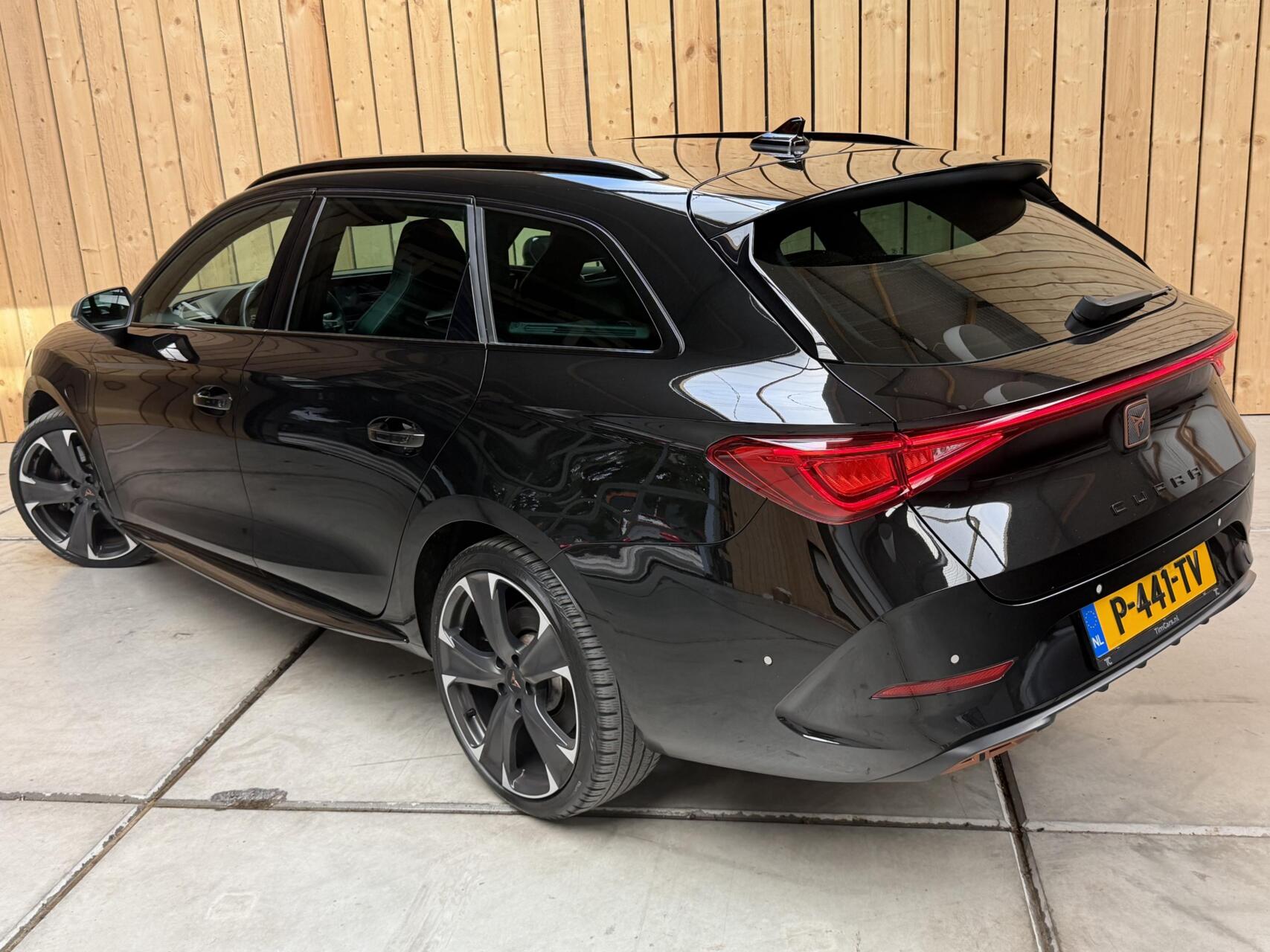 Foto van Seat Cupra Leon Sportstourer