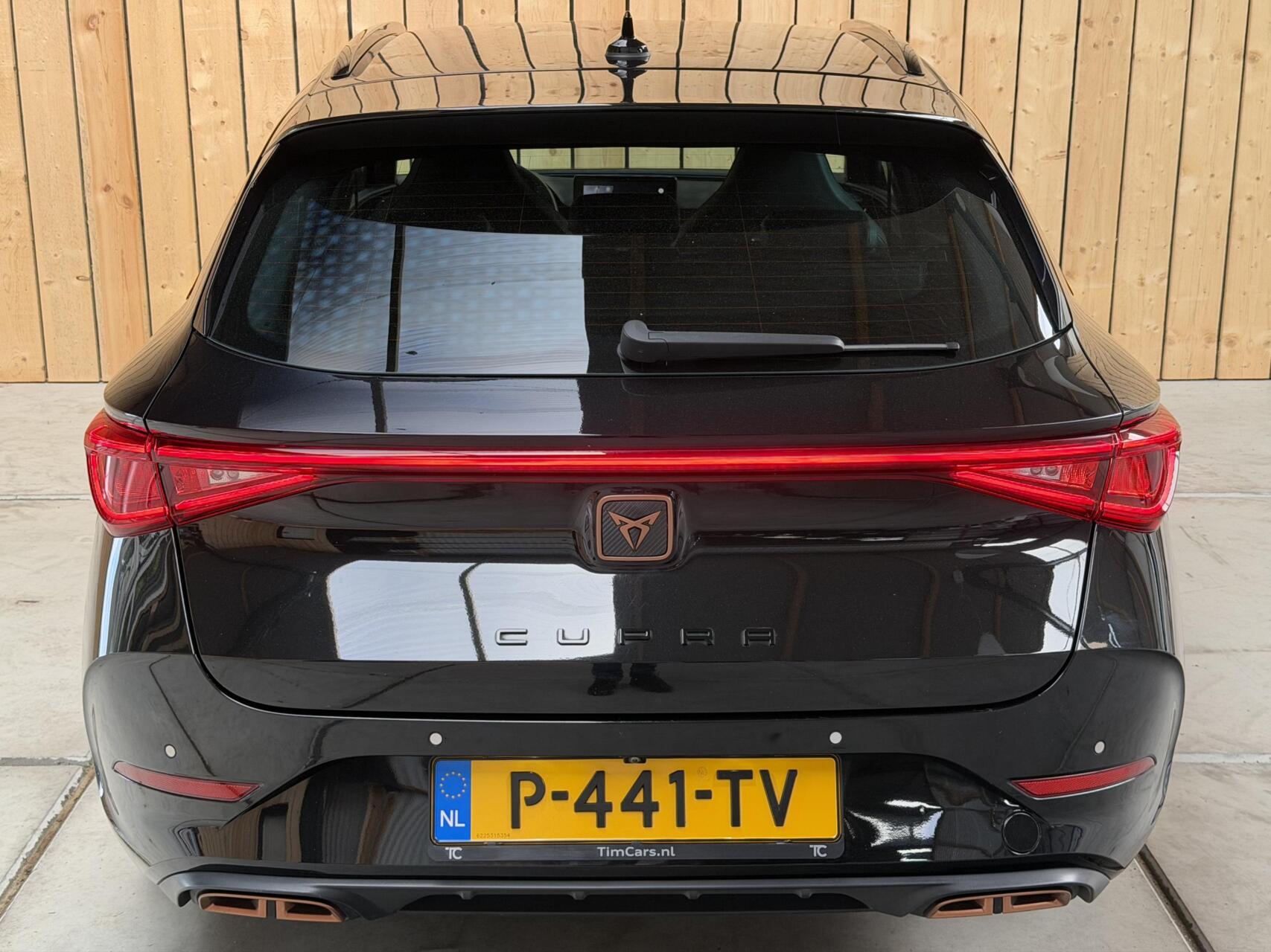 Foto van Seat Cupra Leon Sportstourer