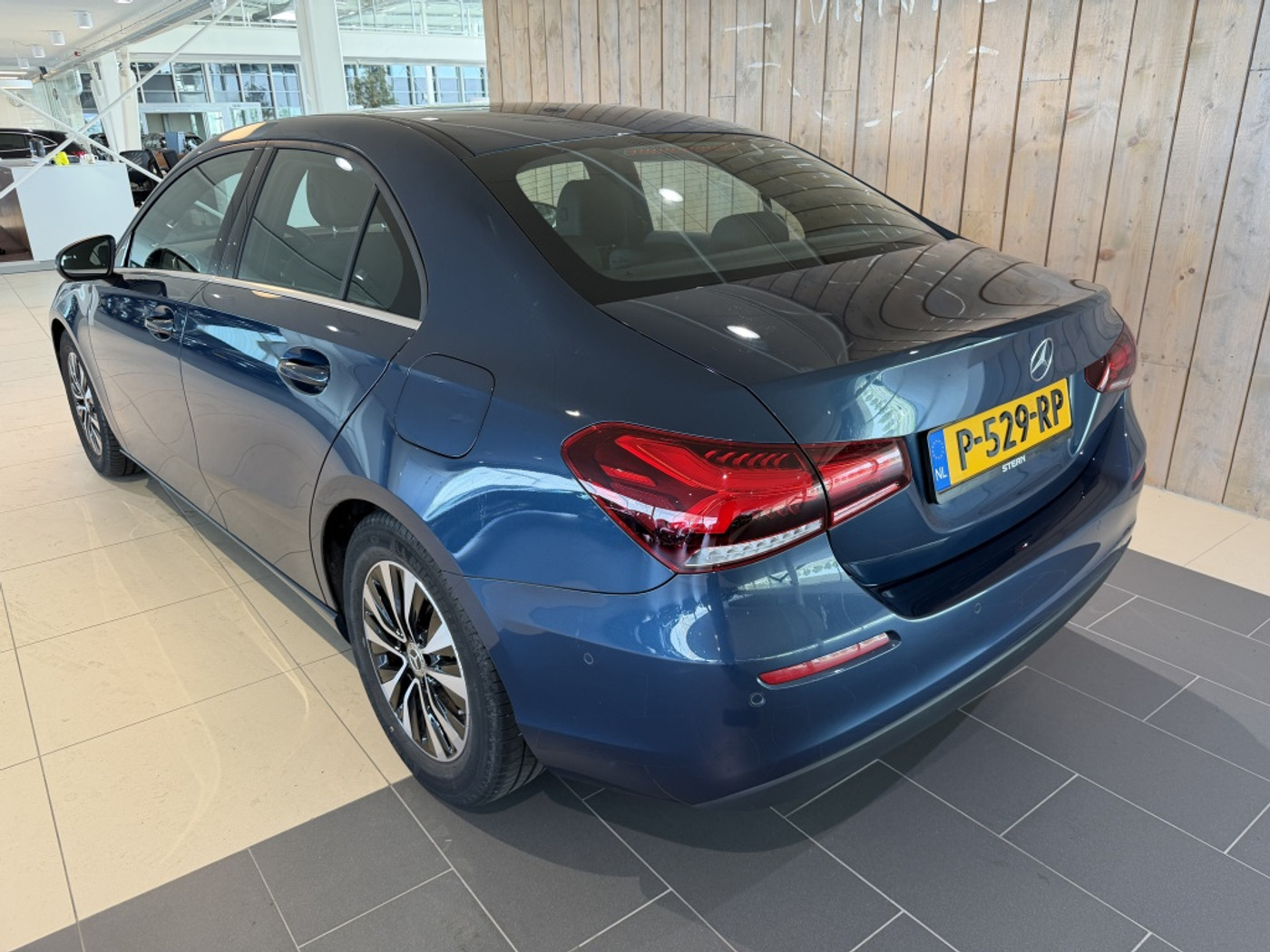 Foto van Mercedes-Benz A 180