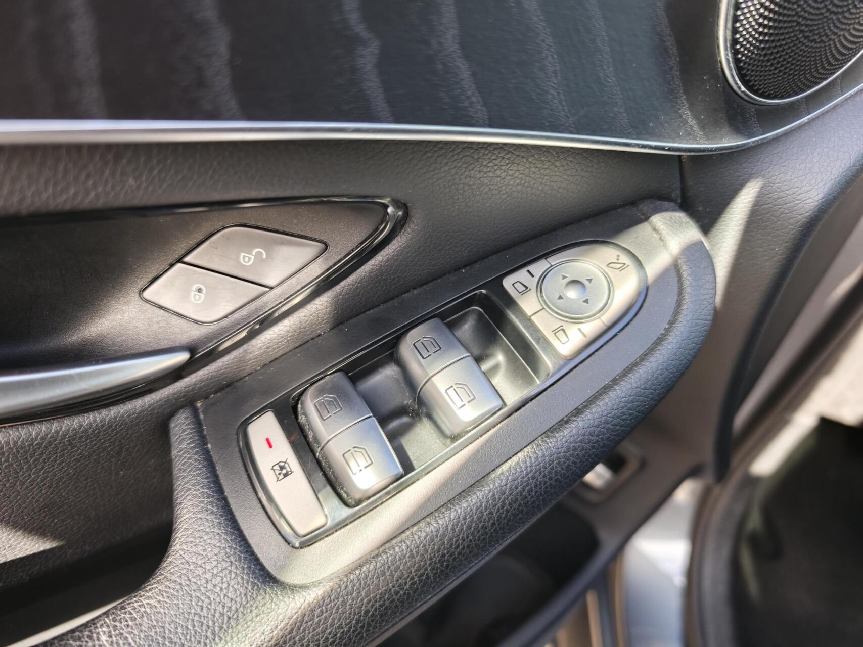 Foto van Mercedes-Benz GLC 350 E 4Matic