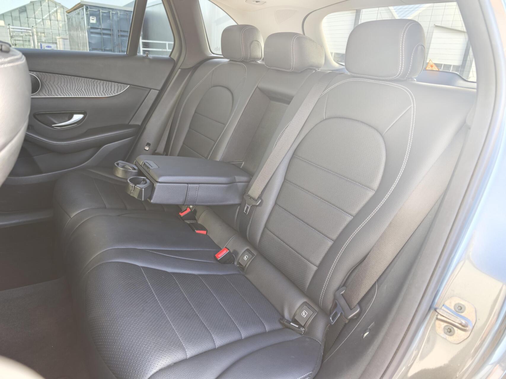 Foto van Mercedes-Benz GLC 350 E 4Matic