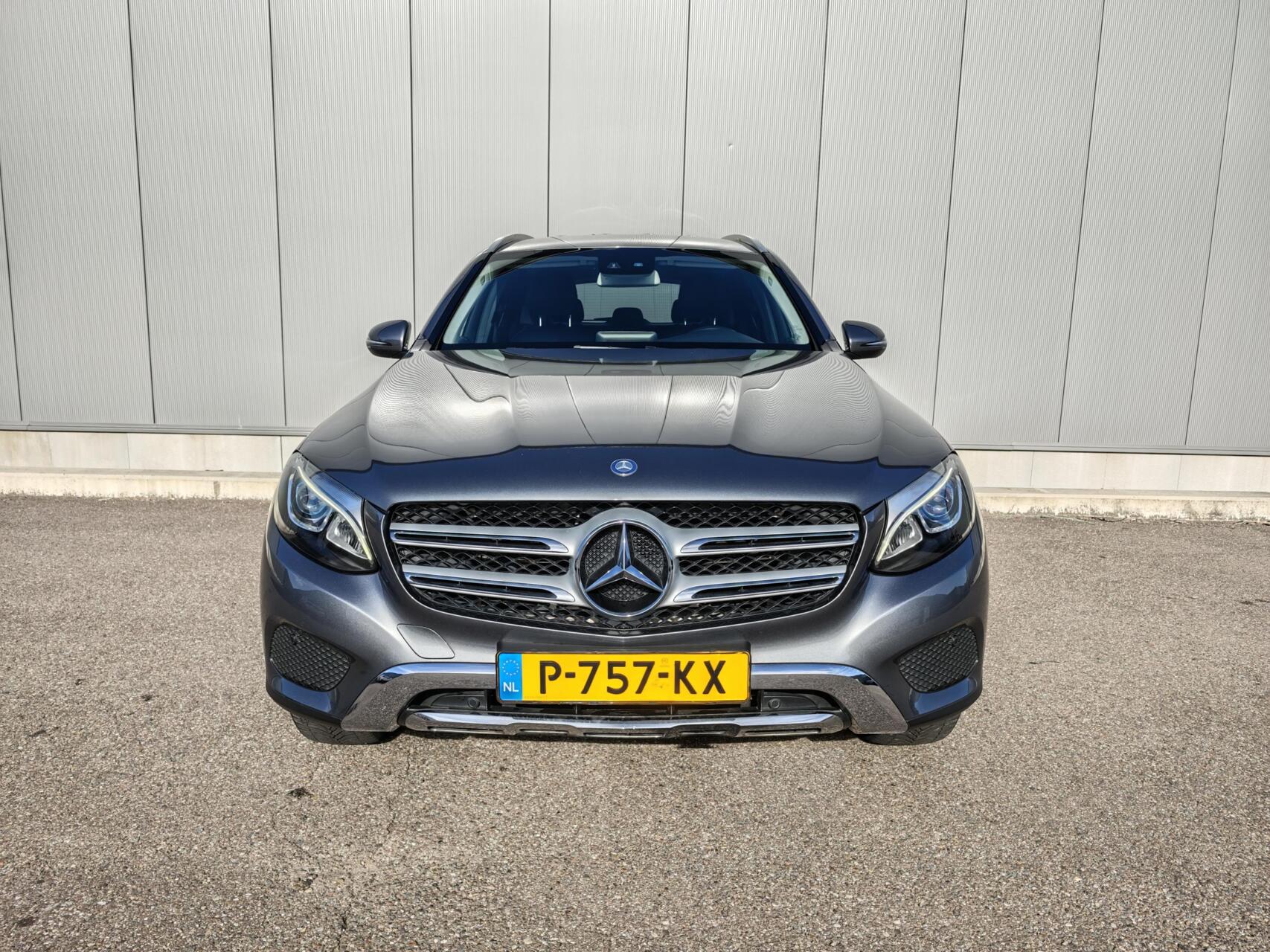 Foto van Mercedes-Benz GLC 350 E 4Matic