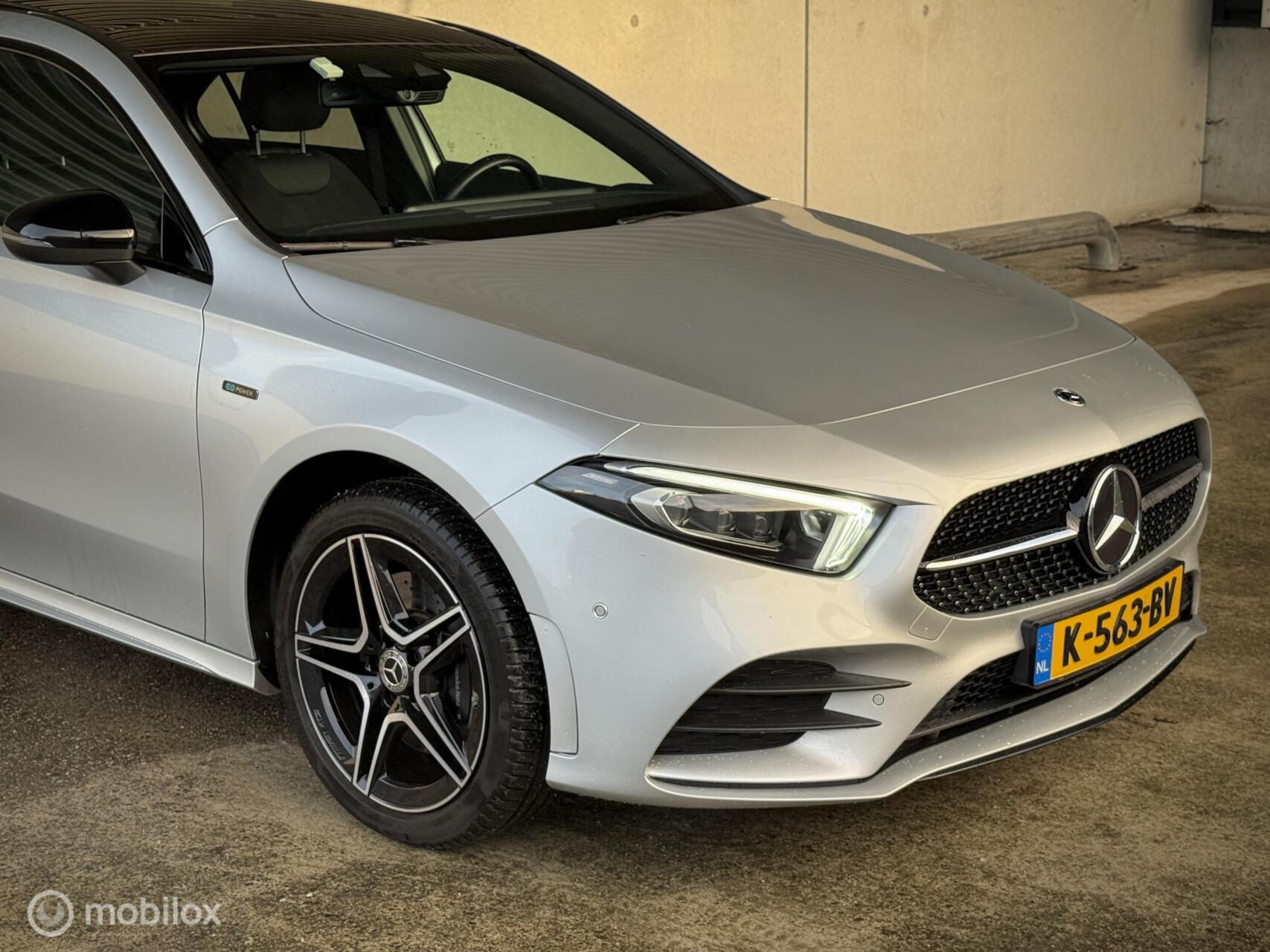 Foto van Mercedes-Benz A 250 E