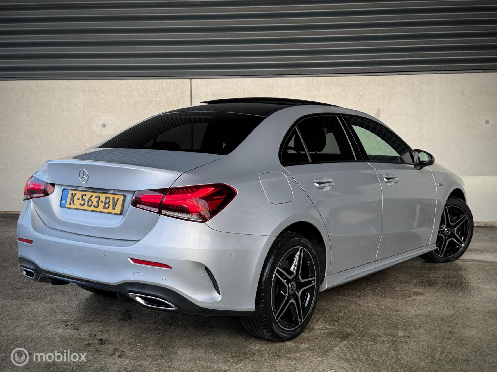 Foto van Mercedes-Benz A 250 E