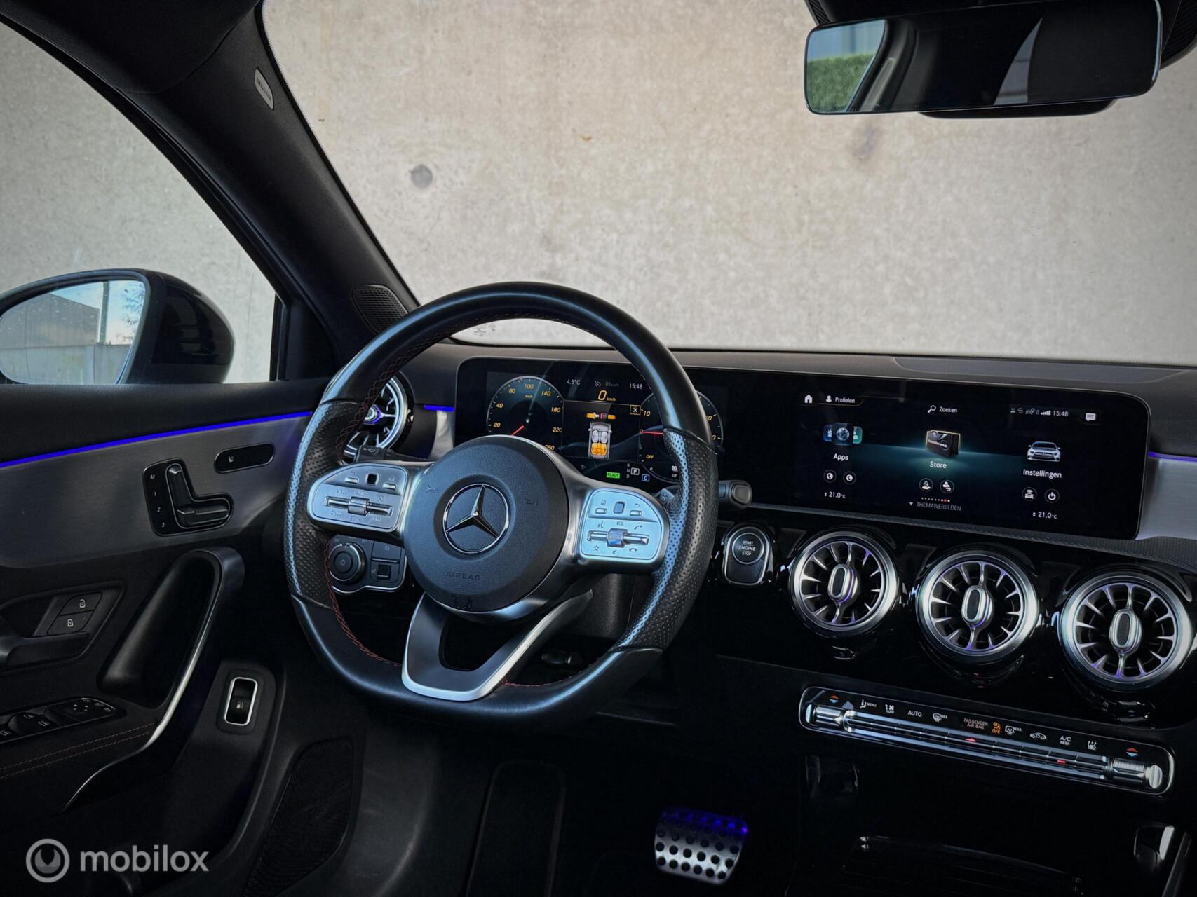 Foto van Mercedes-Benz A 250 E