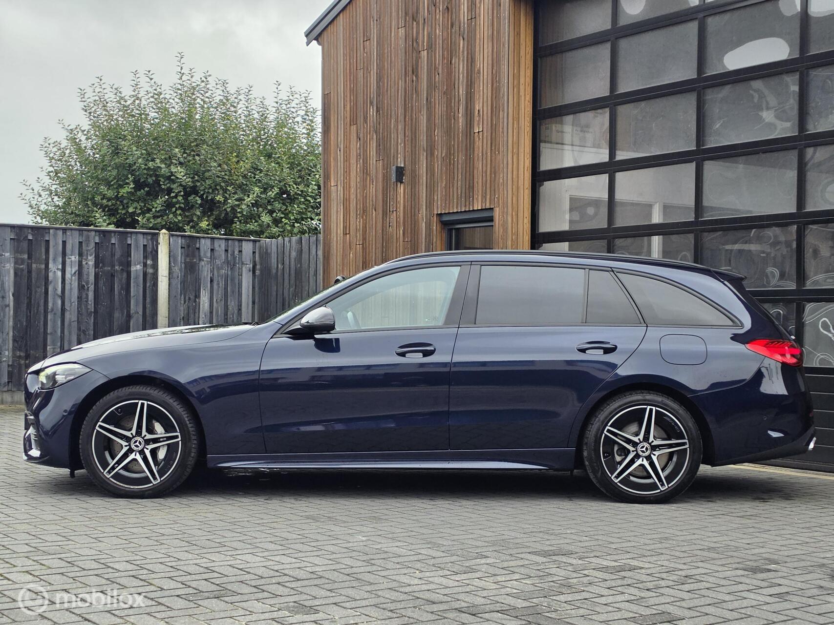 Foto van Mercedes-Benz C 300 E