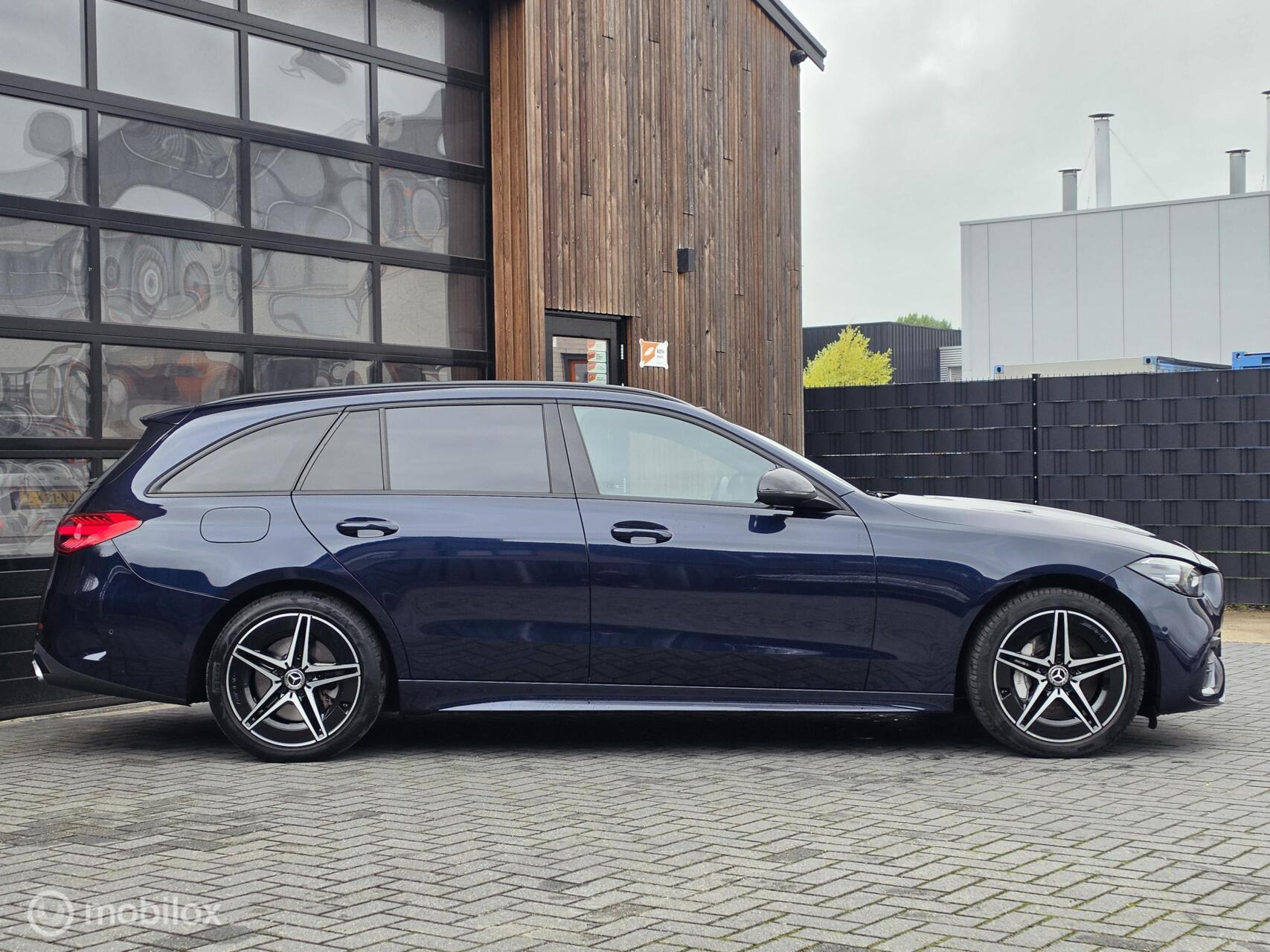 Foto van Mercedes-Benz C 300 E