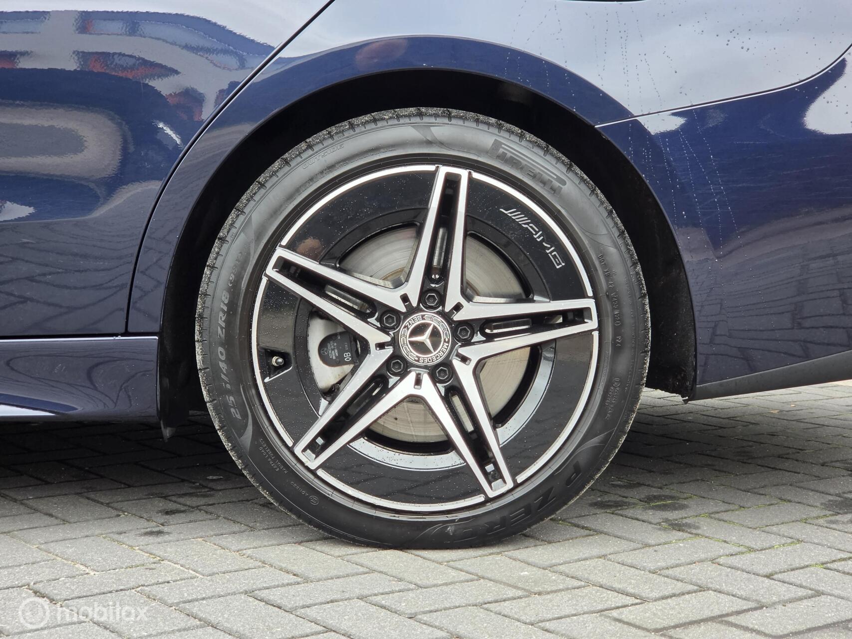 Foto van Mercedes-Benz C 300 E
