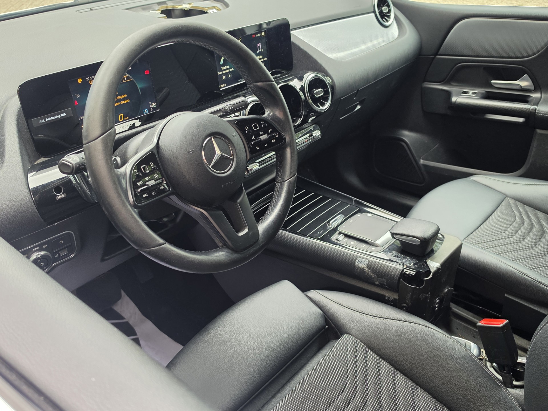 Foto van Mercedes-Benz B 200 D