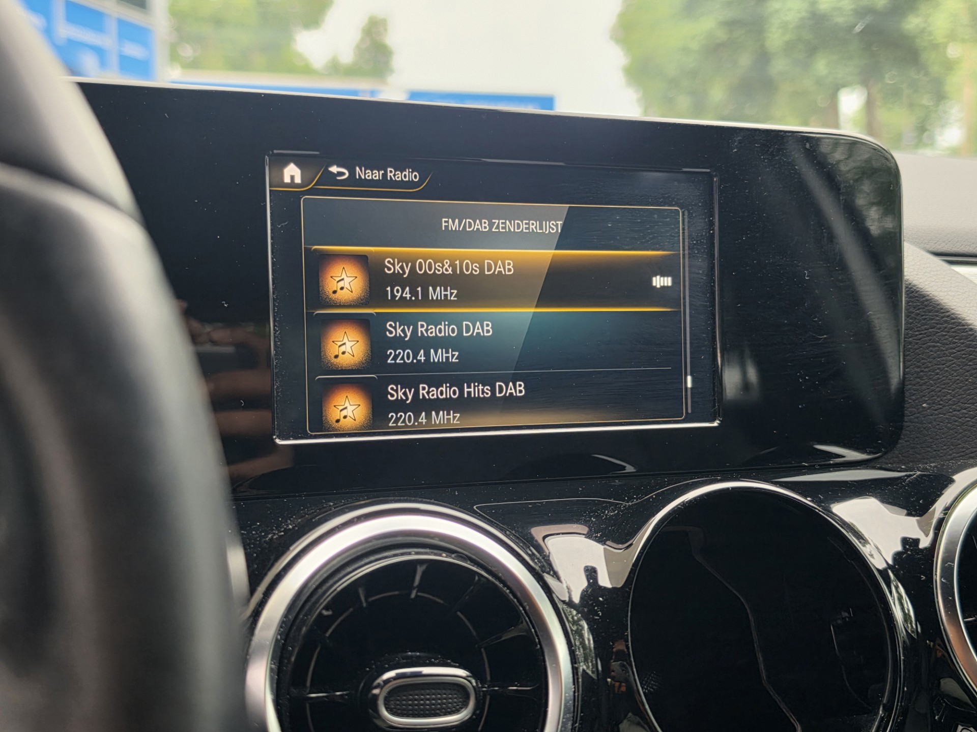 Foto van Mercedes-Benz B 200 D