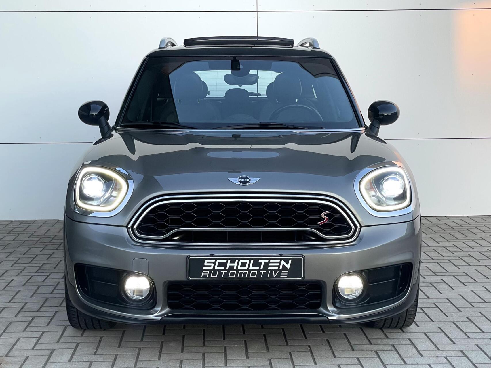 Foto van Mini Countryman Cooper S All4