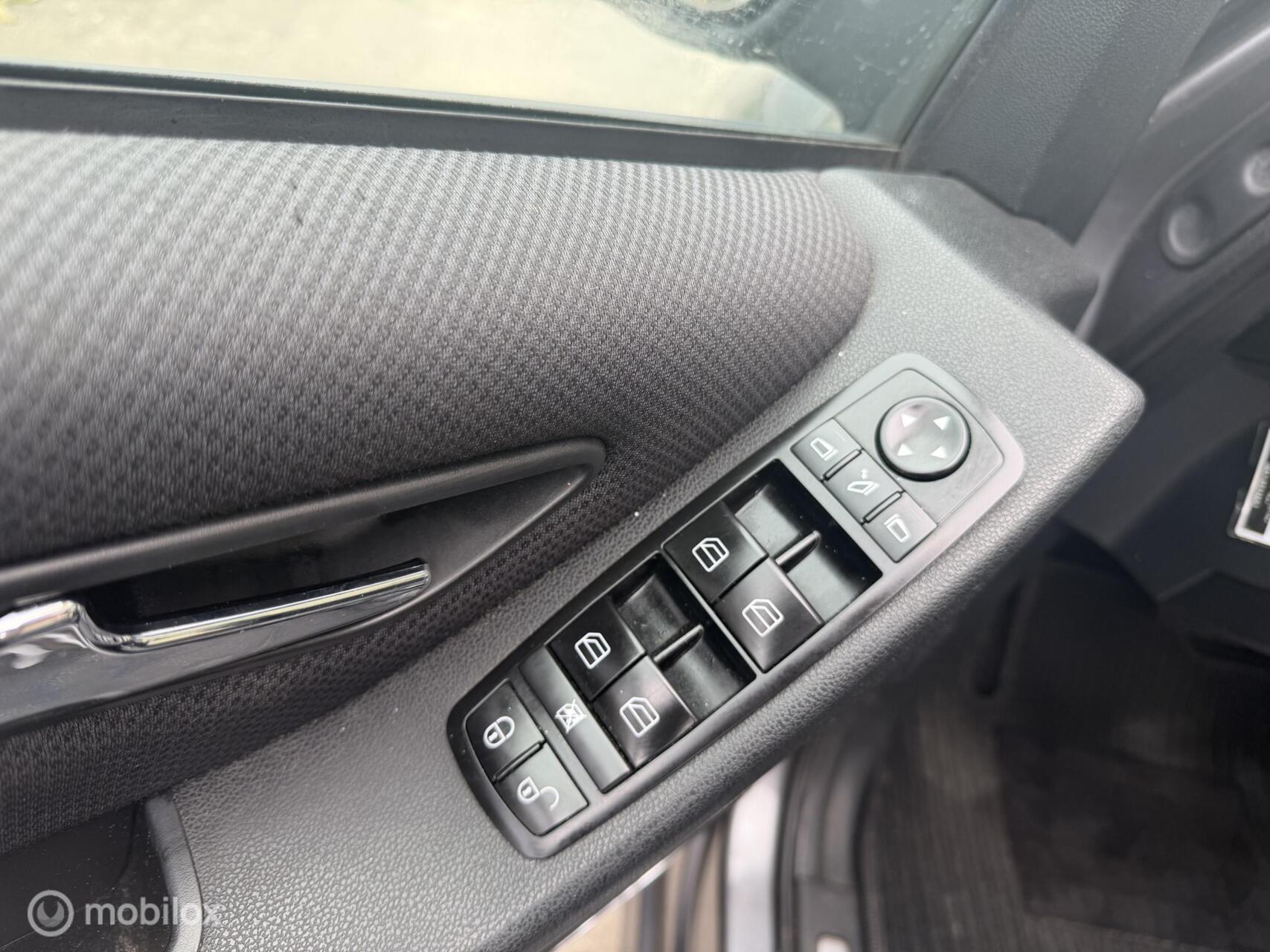 Foto van Mercedes-Benz A 200