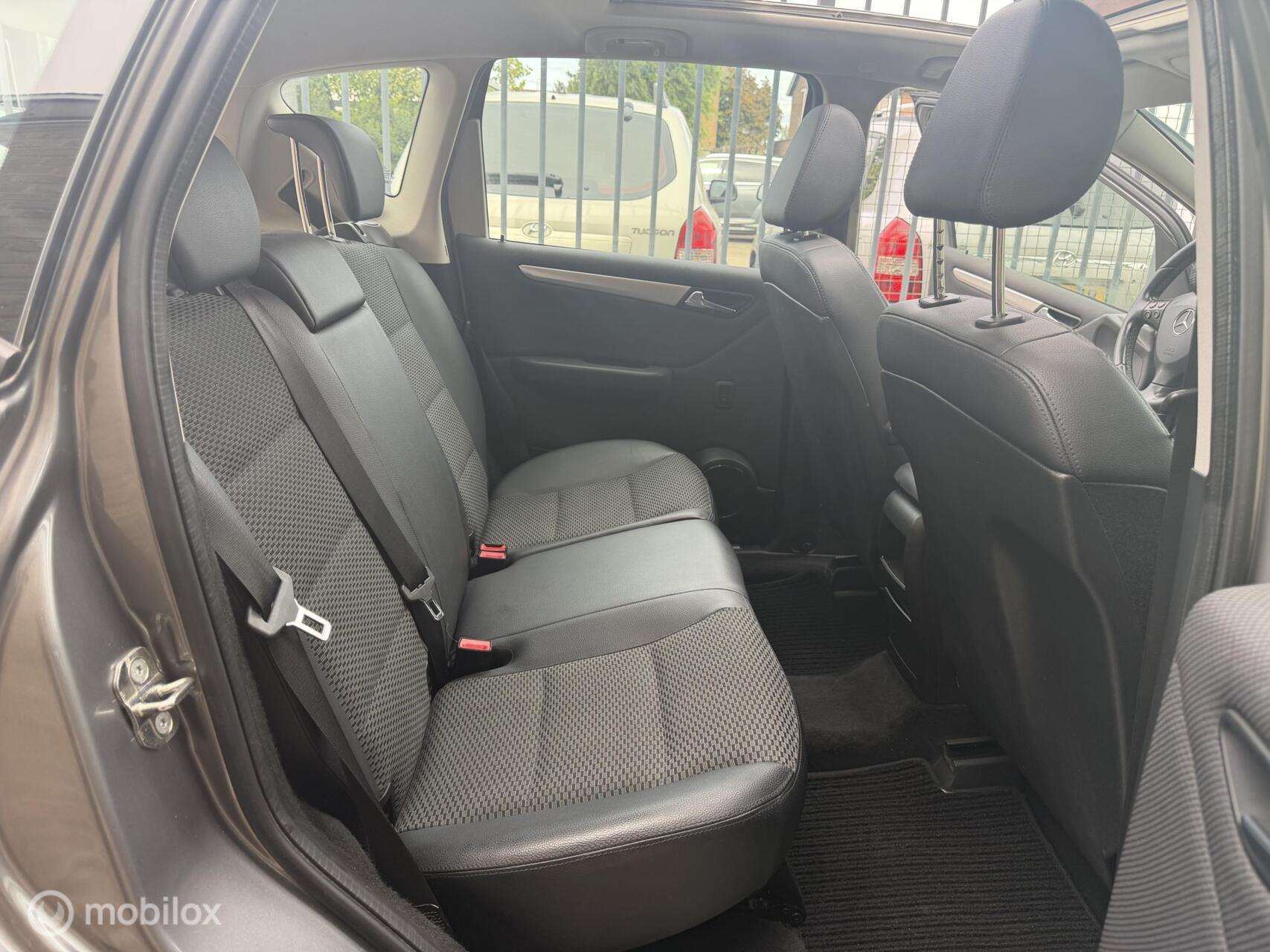 Foto van Mercedes-Benz A 200