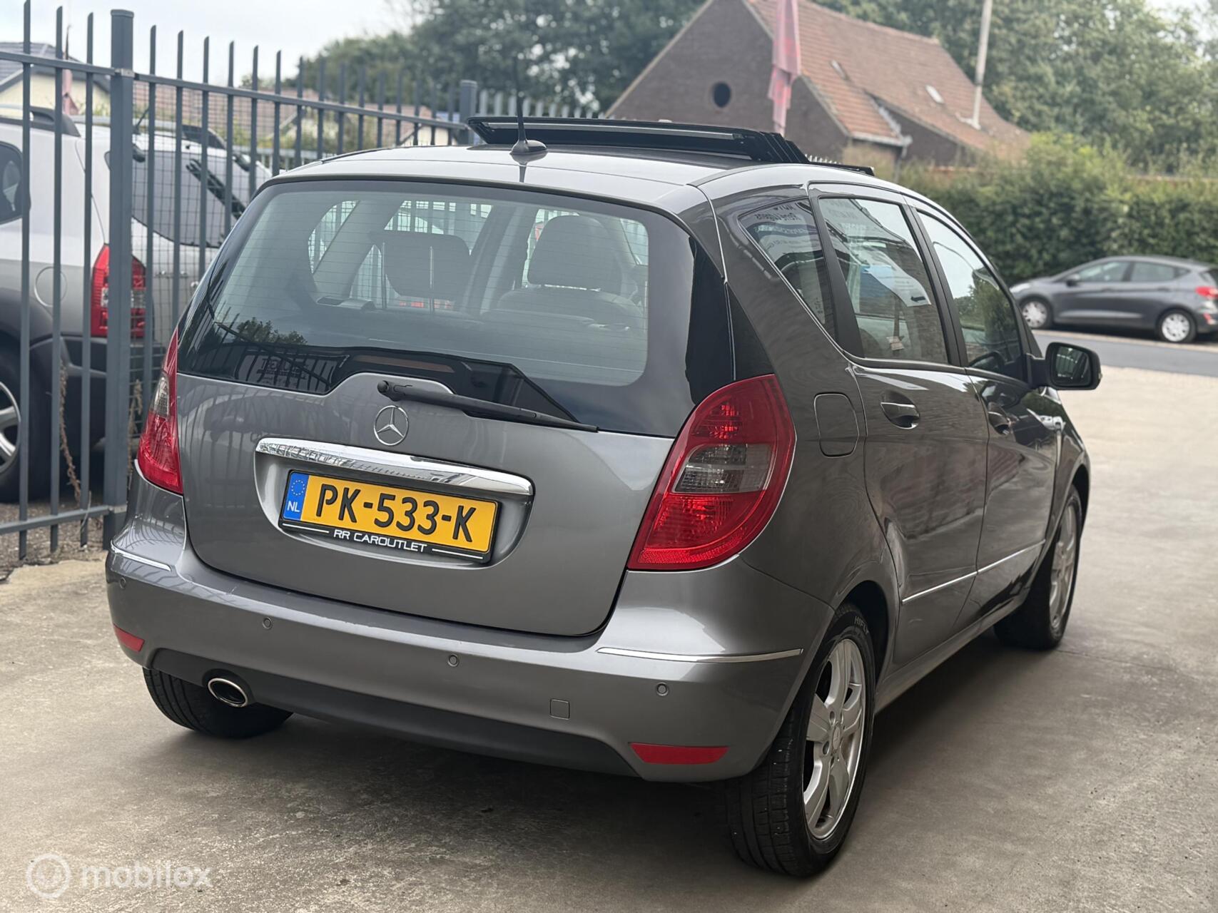 Foto van Mercedes-Benz A 200