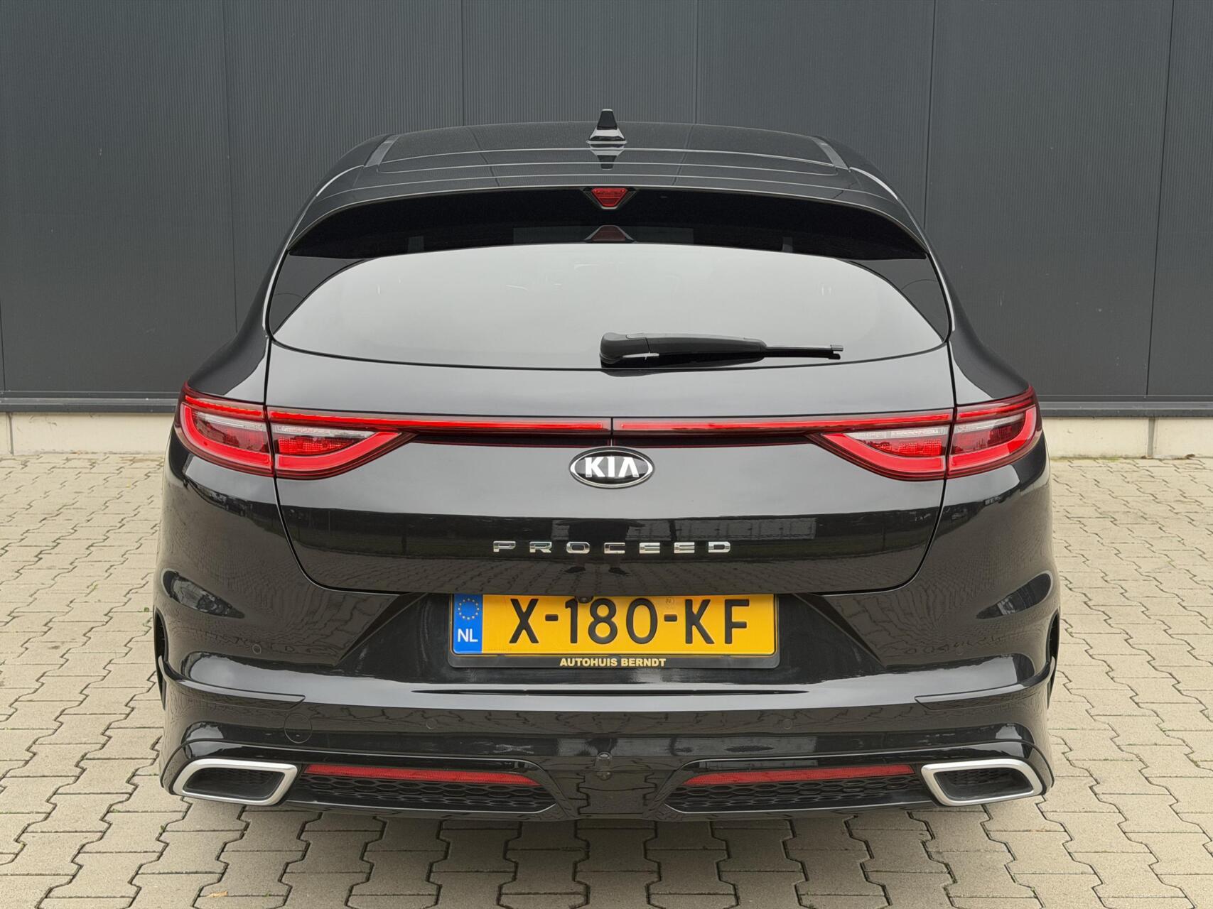 Foto van Kia Proceed
