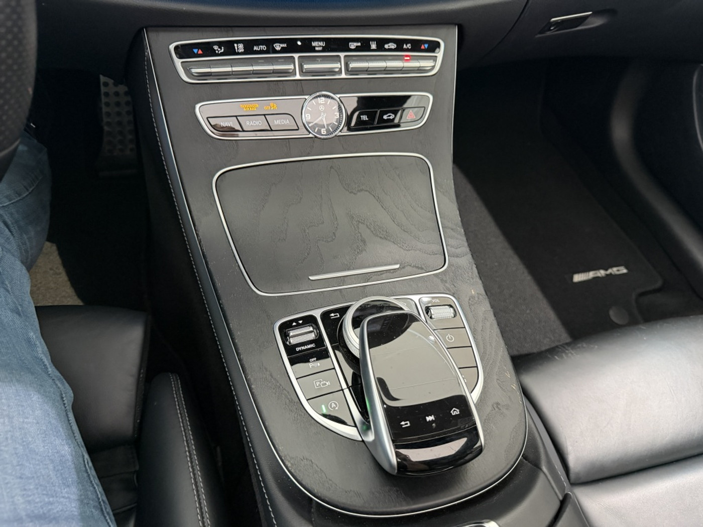 Foto van Mercedes-Benz E 300