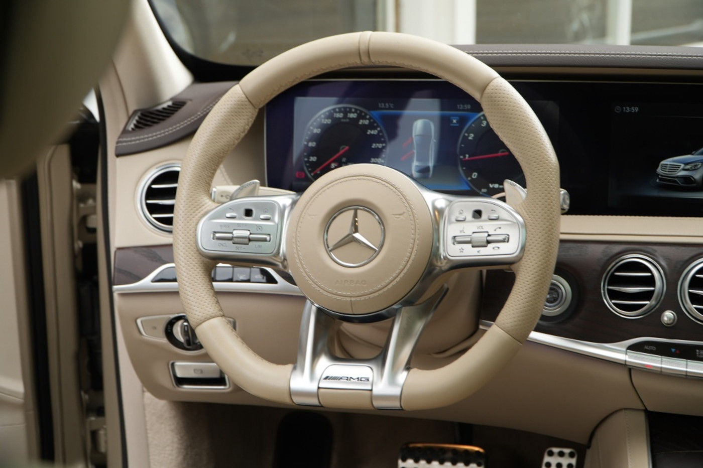 Foto van Mercedes-Benz AMG S 63 4Matic