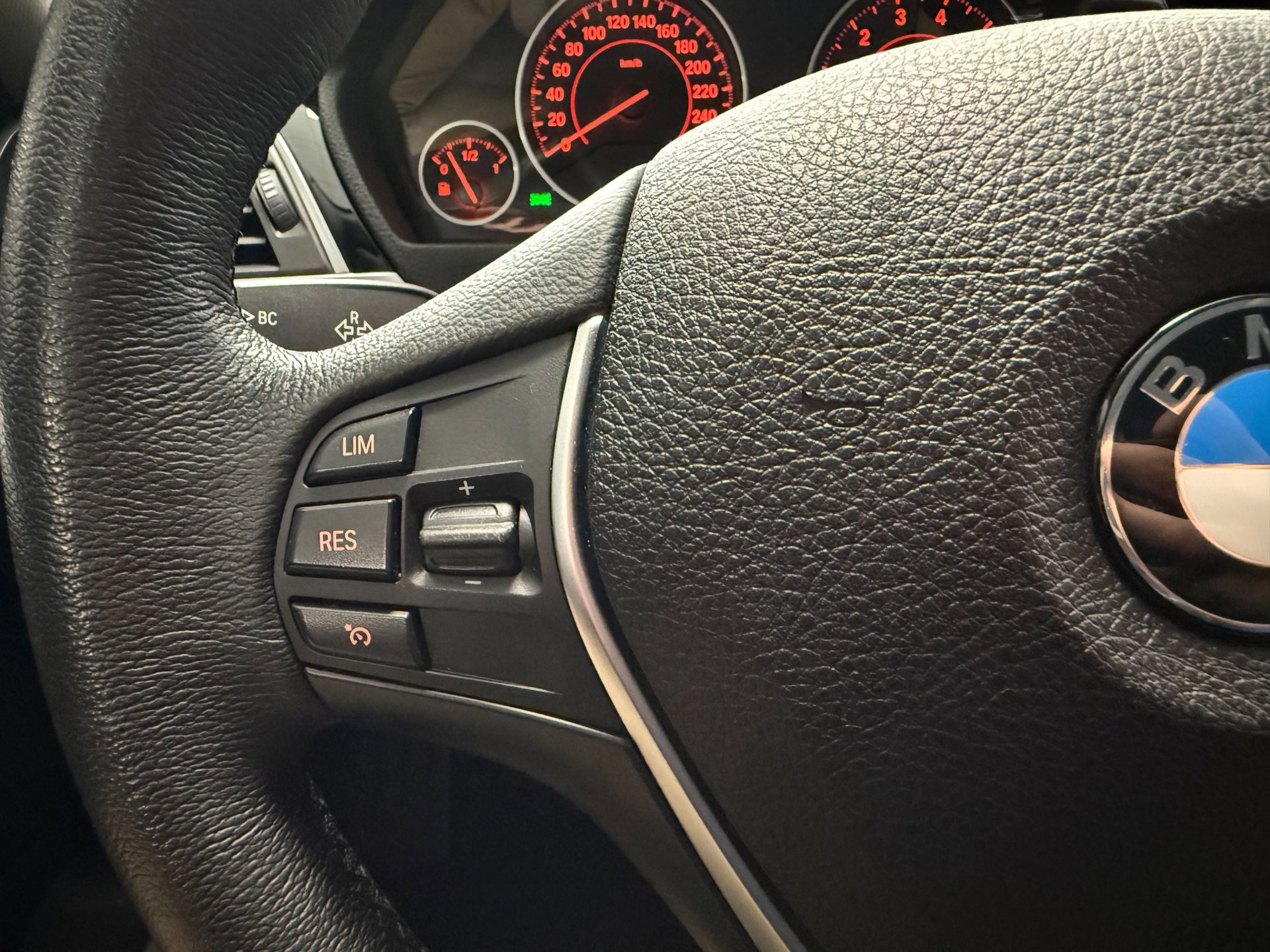 Foto van BMW 320i xDrive
