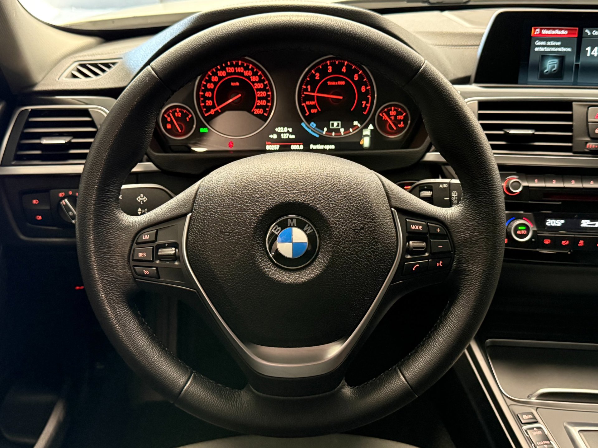 Foto van BMW 320i xDrive