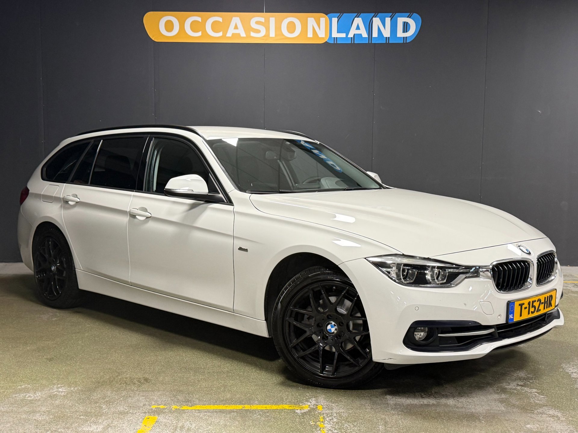 Foto van BMW 320i xDrive