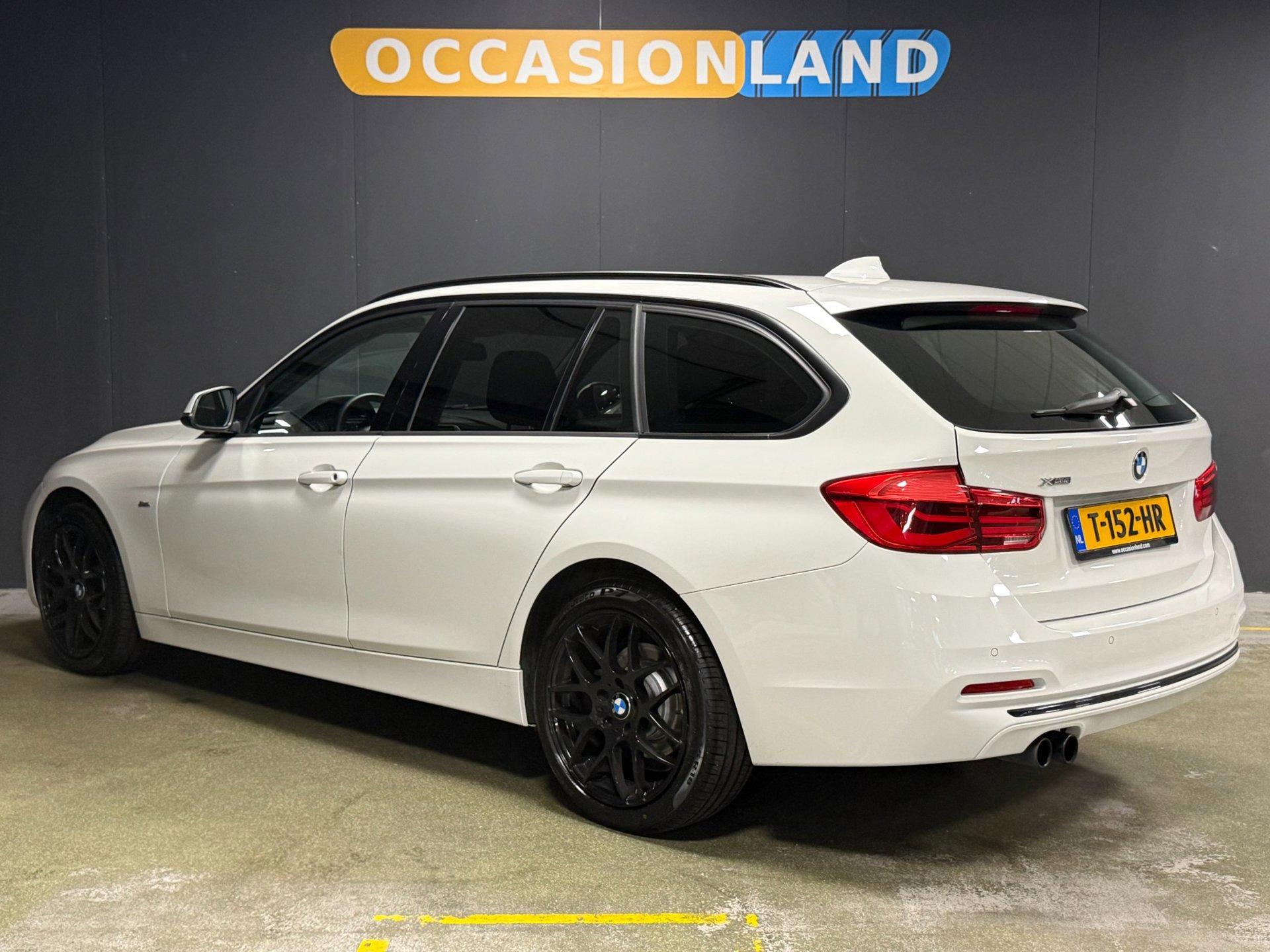 Foto van BMW 320i xDrive