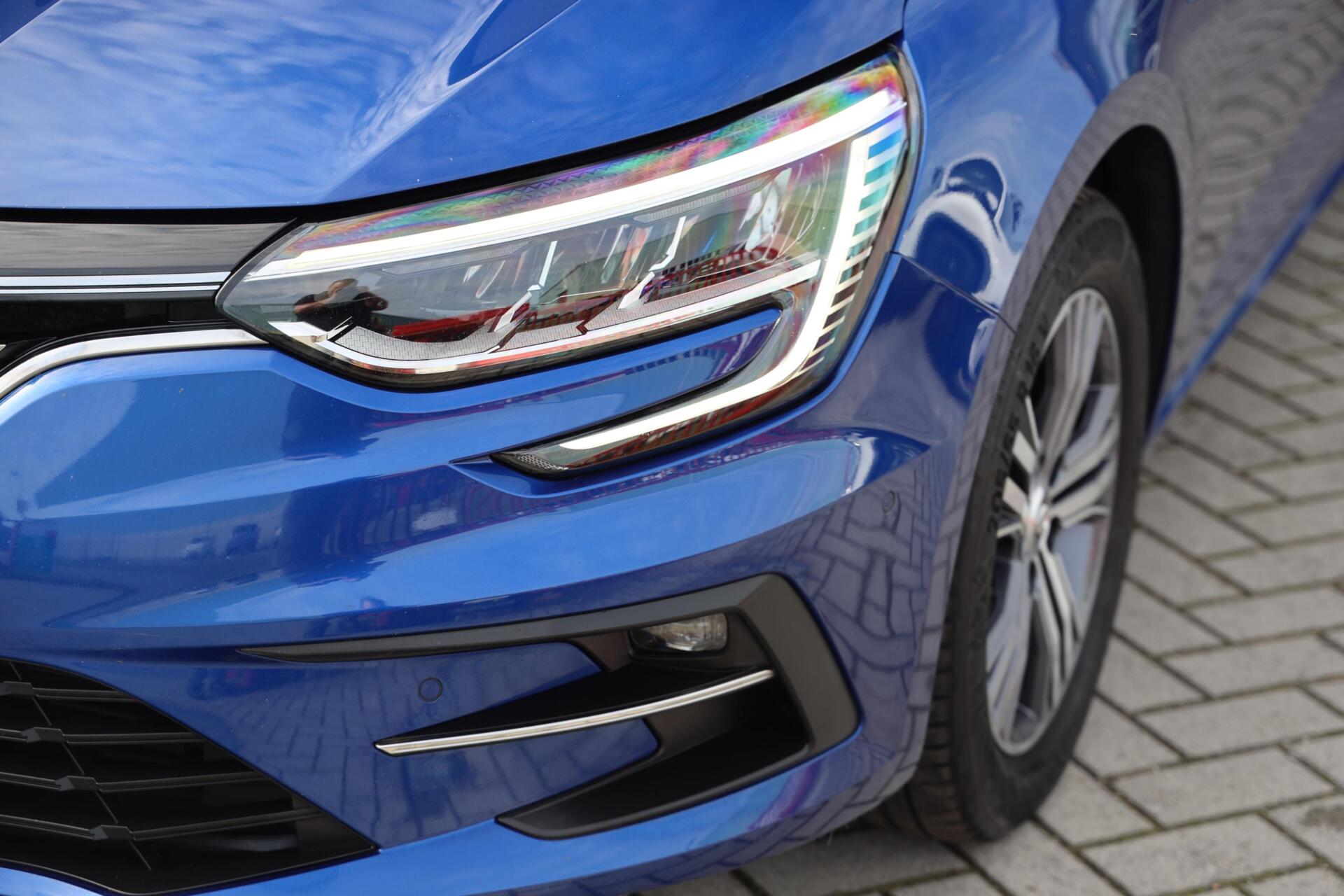 Foto van Renault Megane E-tech Plug-in Hybrid