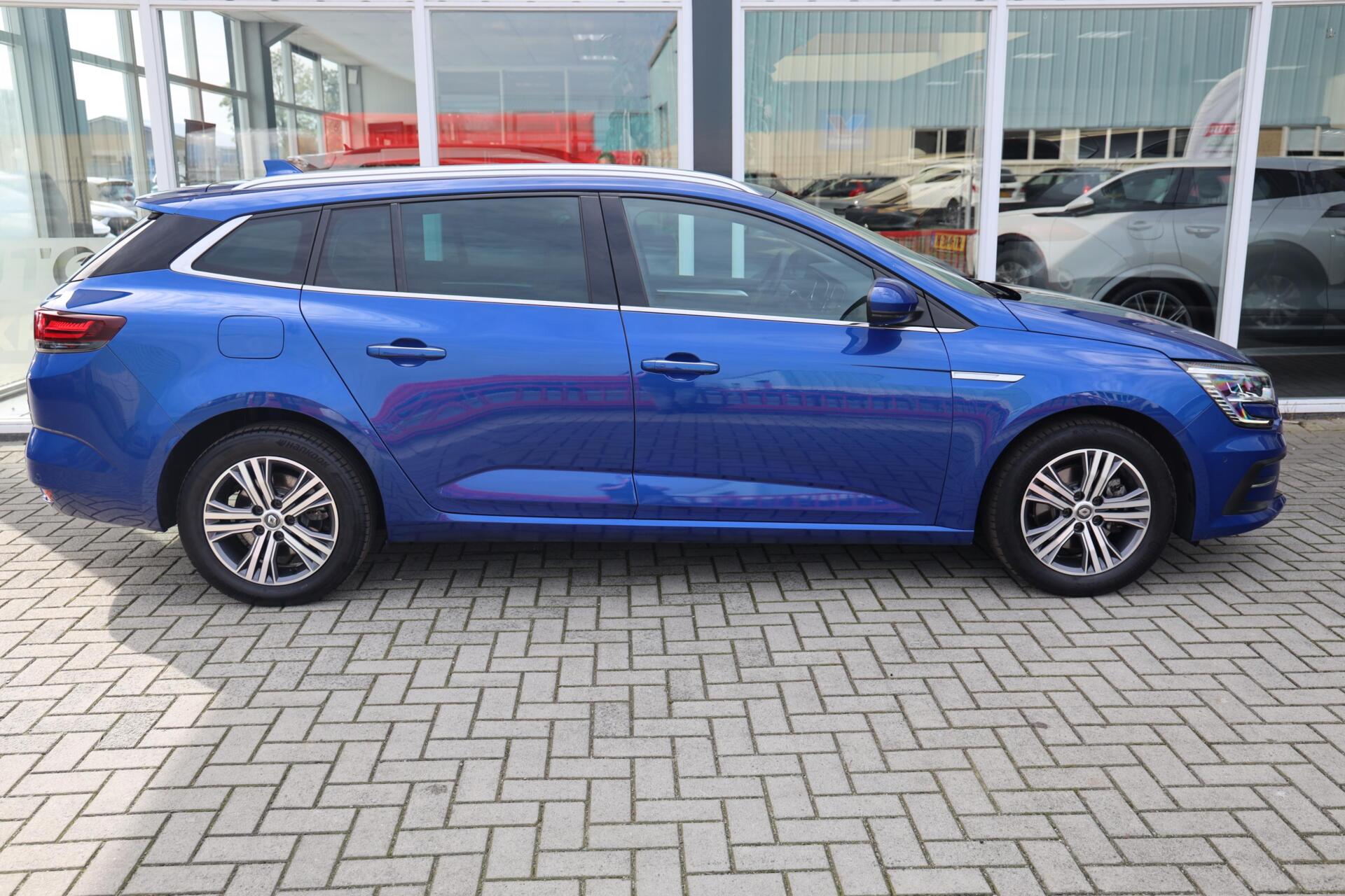Foto van Renault Megane E-tech Plug-in Hybrid