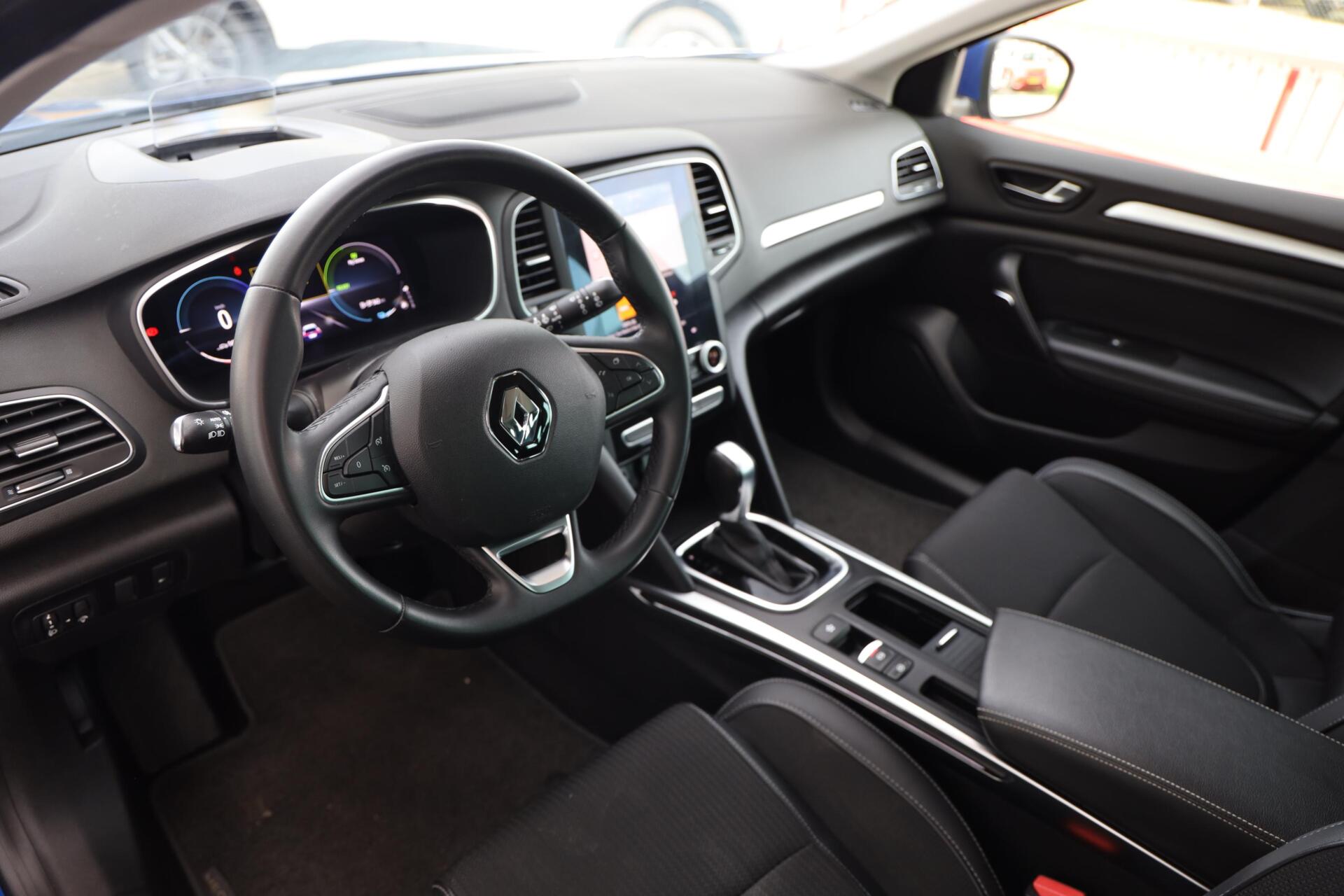 Foto van Renault Megane E-tech Plug-in Hybrid