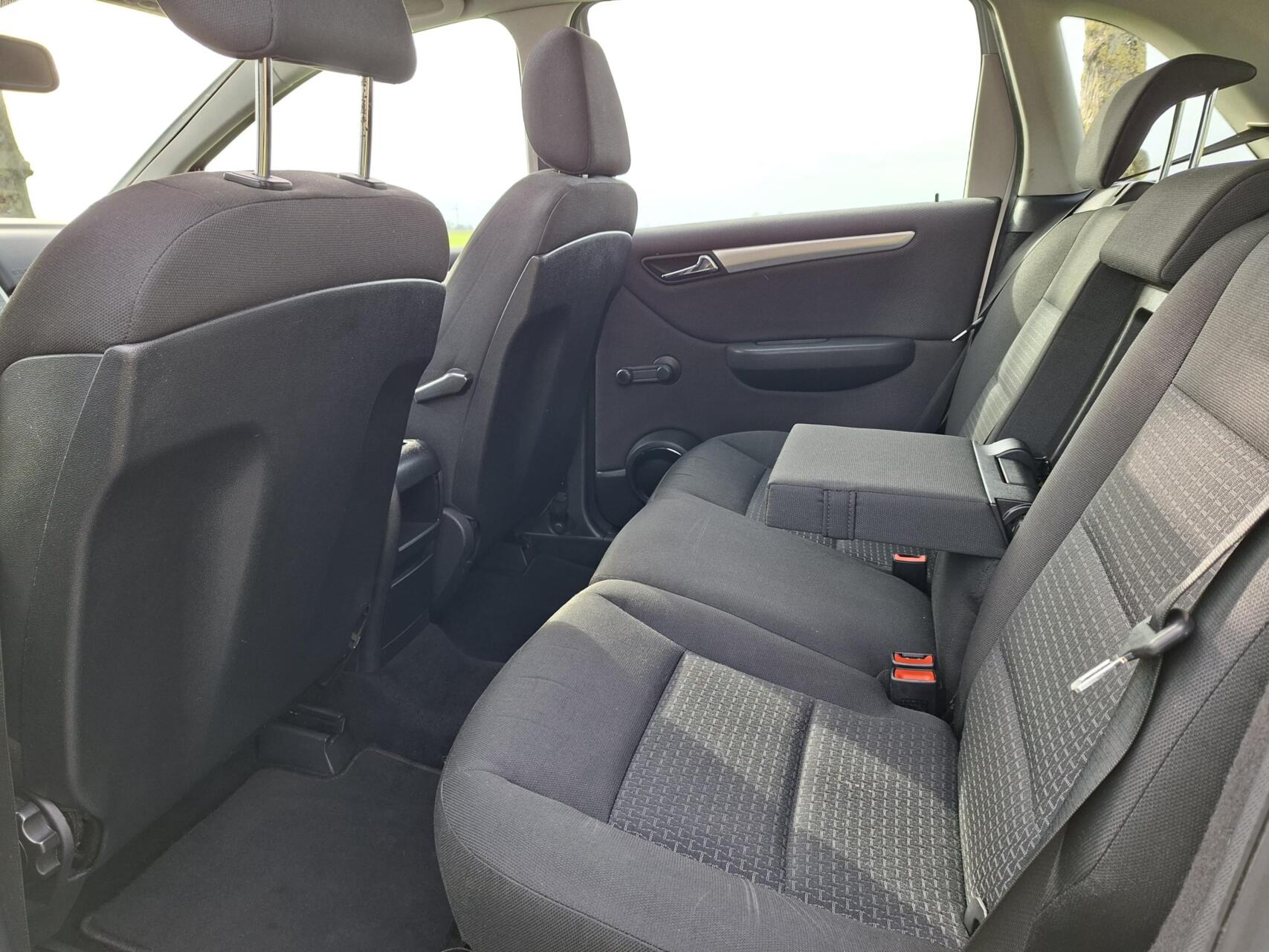 Foto van Mercedes-Benz B 160