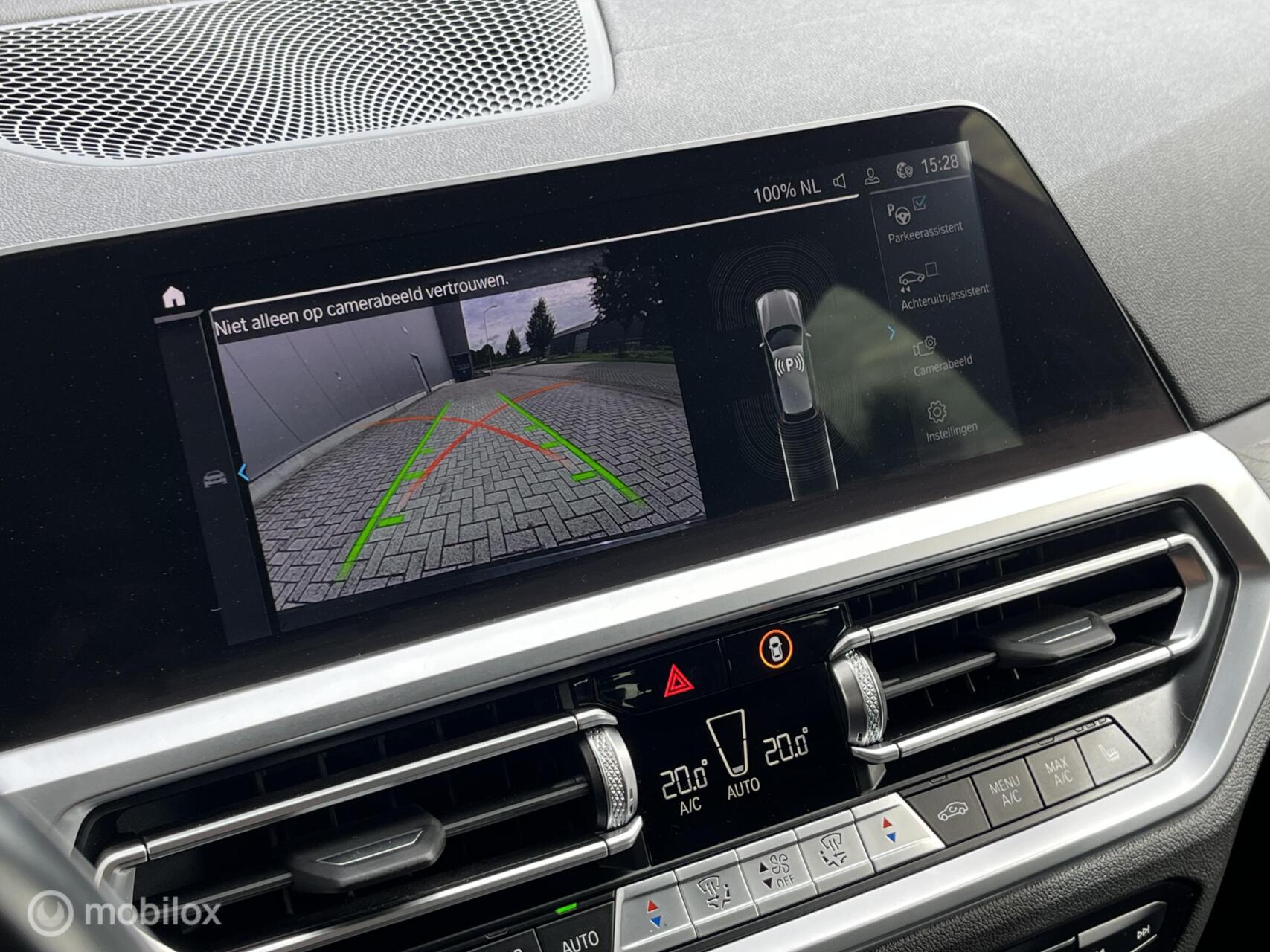 Foto van BMW 330e xDrive