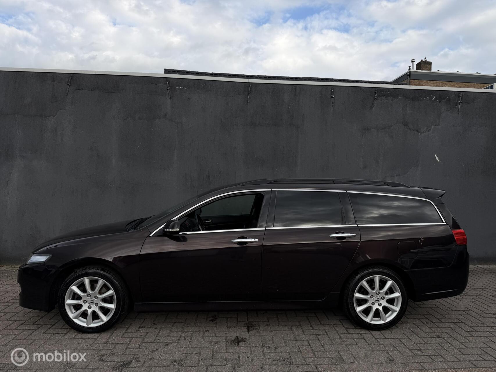 Foto van Honda Accord Tourer